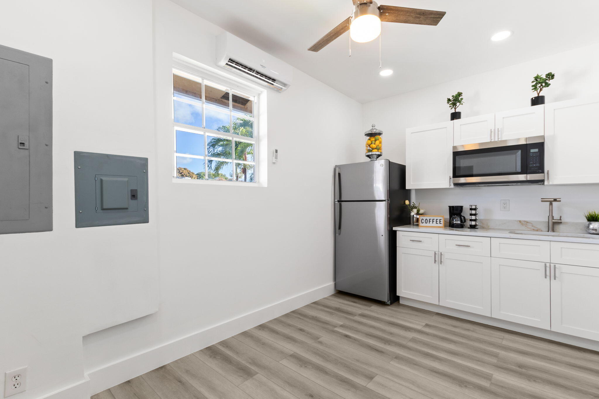 JOSEPH AND BLANCHE ELY PLAT - Residential Lease