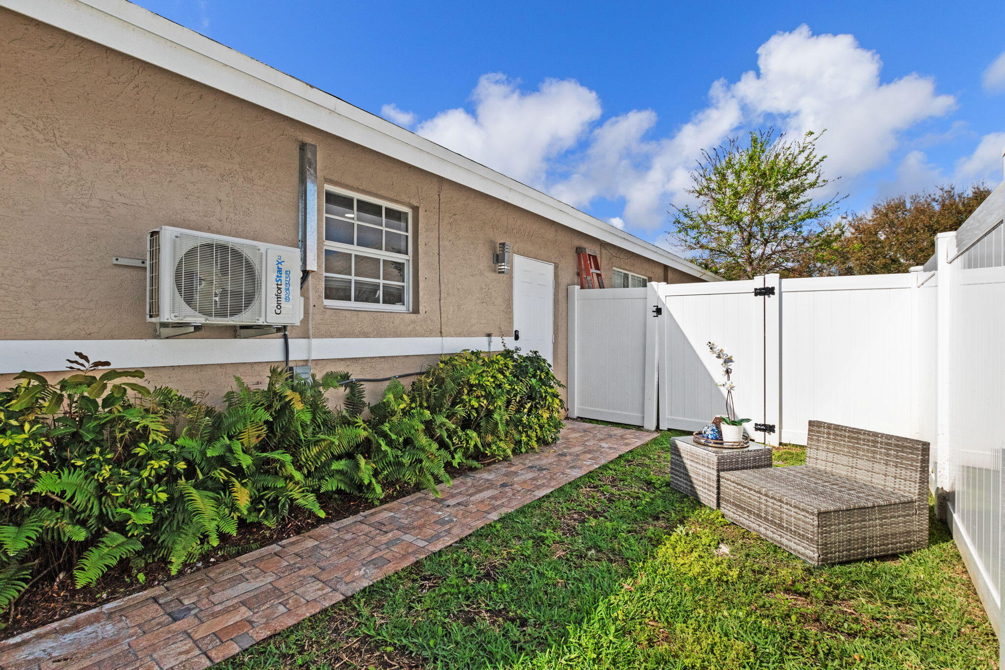 JOSEPH AND BLANCHE ELY PLAT - Residential Lease