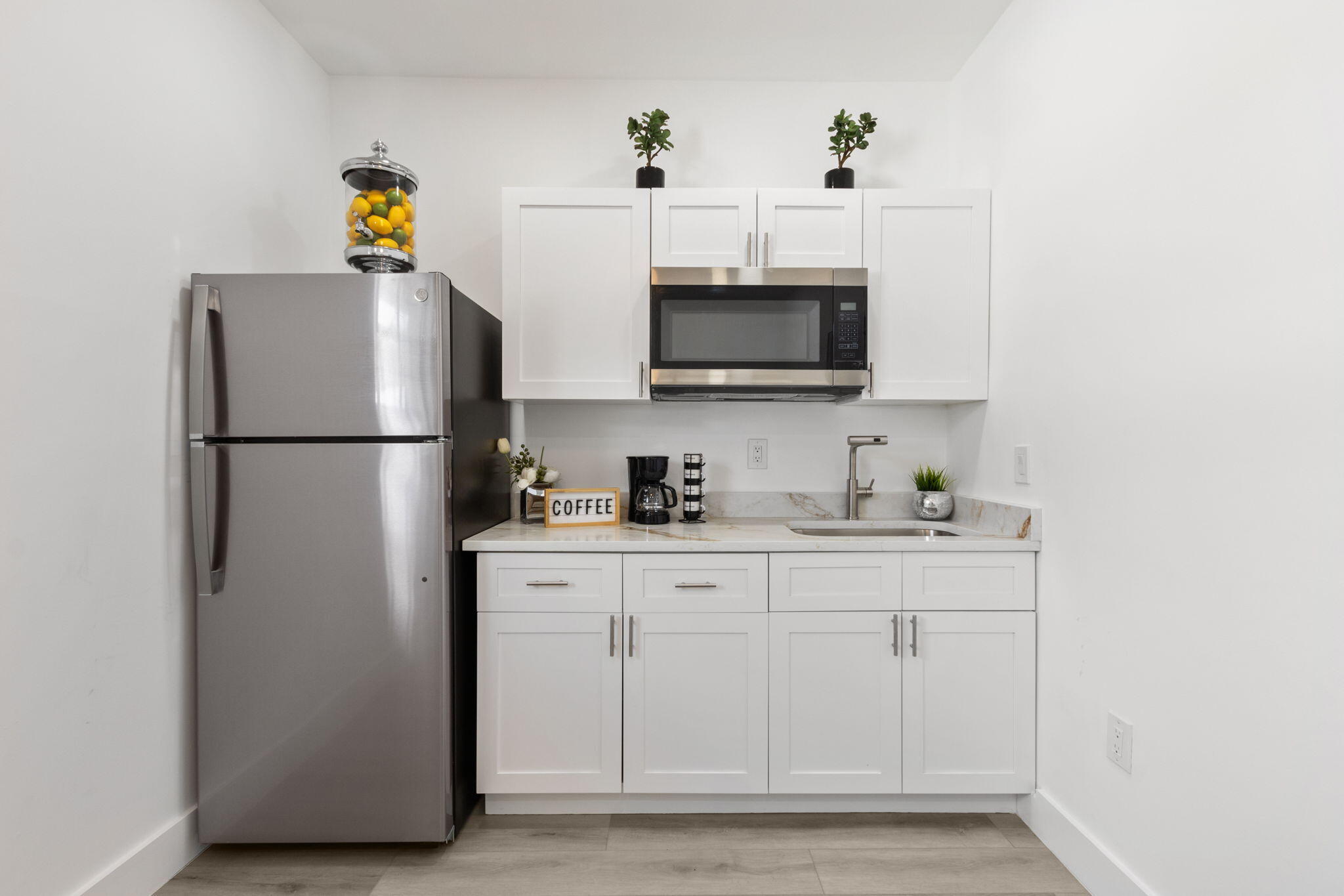 JOSEPH AND BLANCHE ELY PLAT - Residential Lease