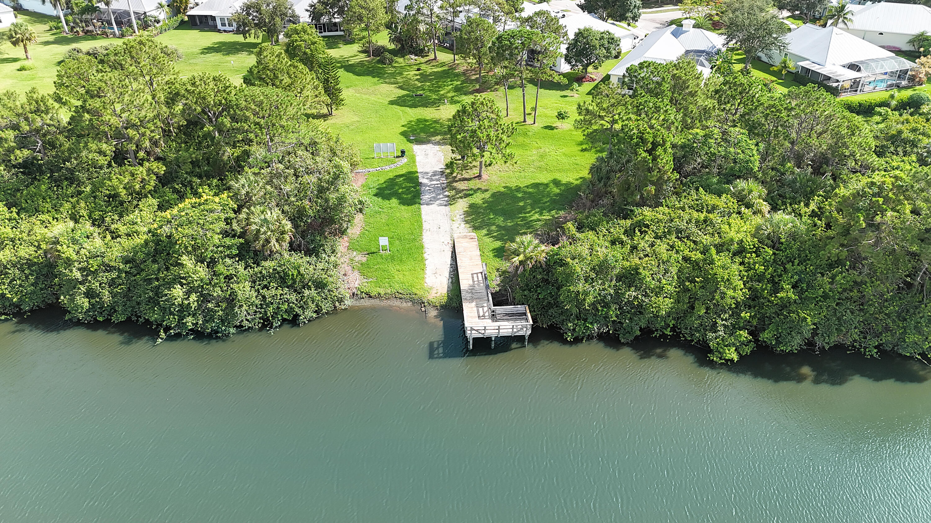 RIVER PLACE ON THE ST LUCIE NO 6 - Residential