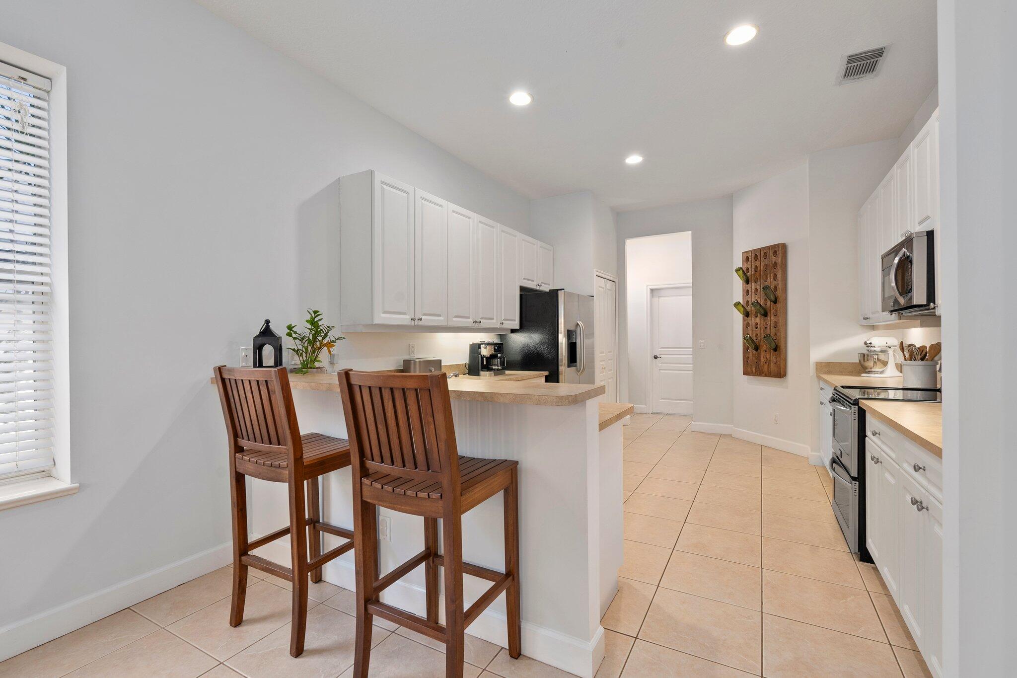 RIVER PLACE ON THE ST LUCIE NO 6 - Residential