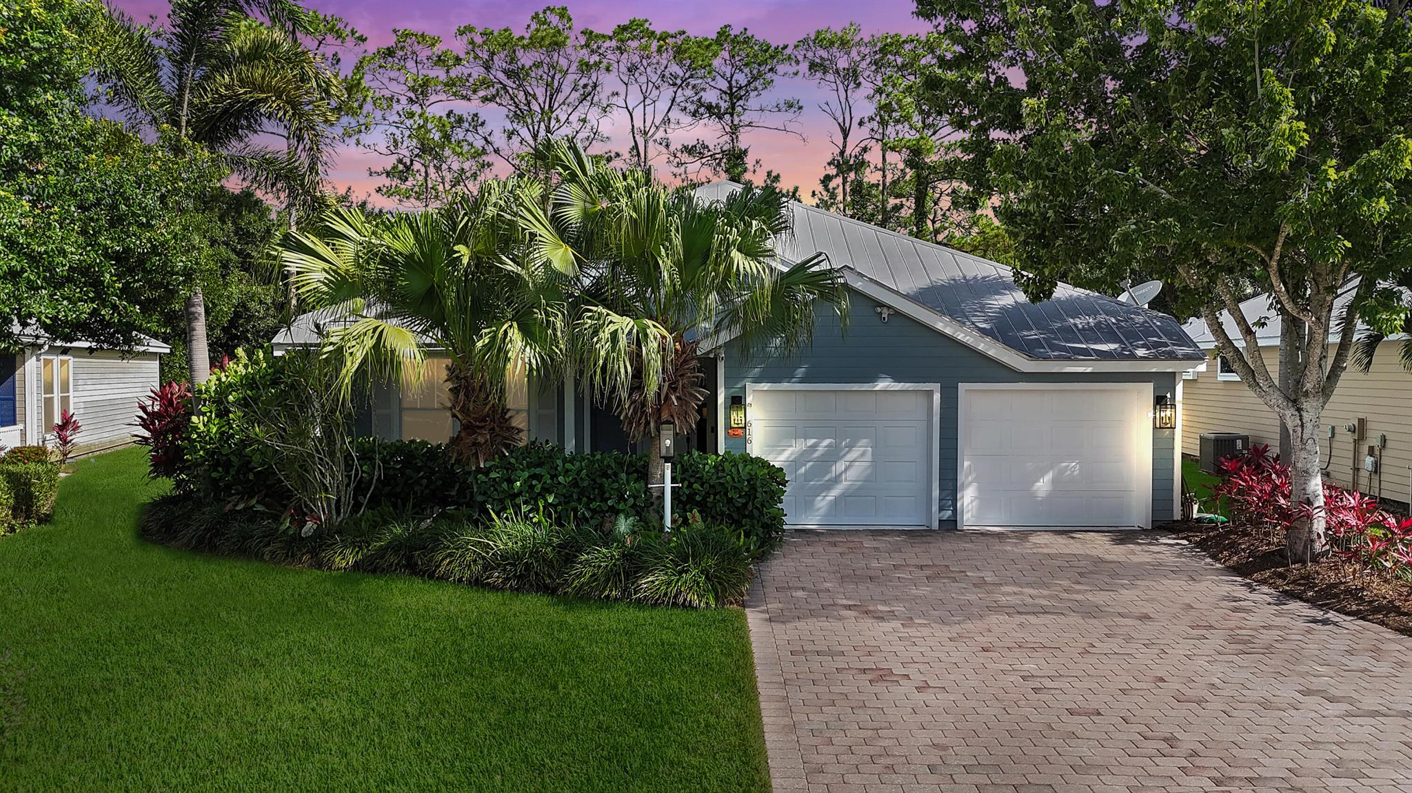 RIVER PLACE ON THE ST LUC - Residential