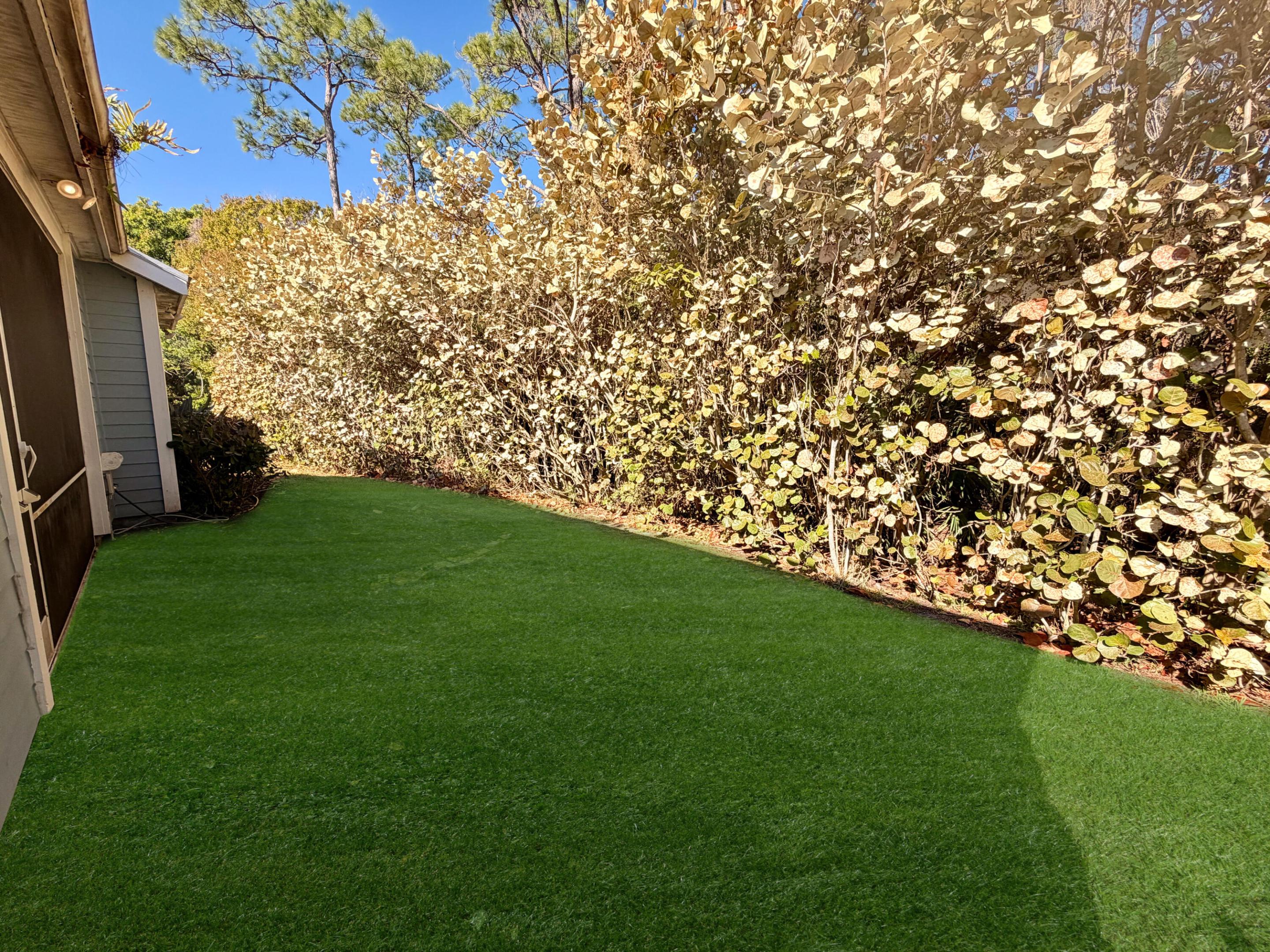 RIVER PLACE ON THE ST LUCIE NO 6 - Residential