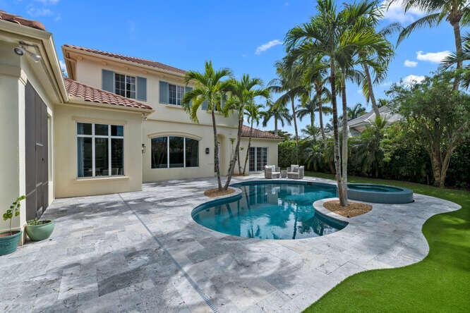 MIZNER ESTATES OF PALM BE - Residential