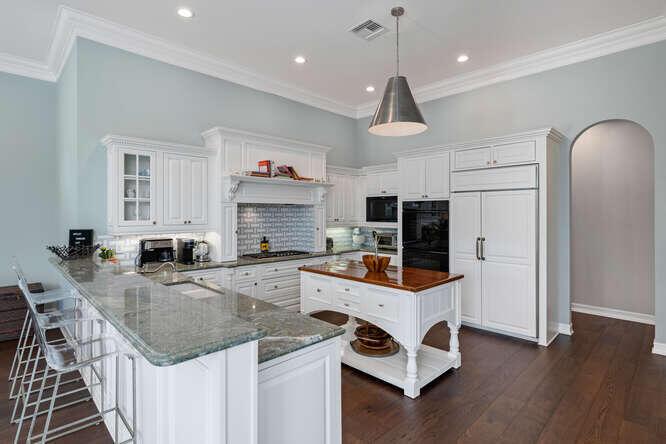 MIZNER ESTATES OF PALM BE - Residential