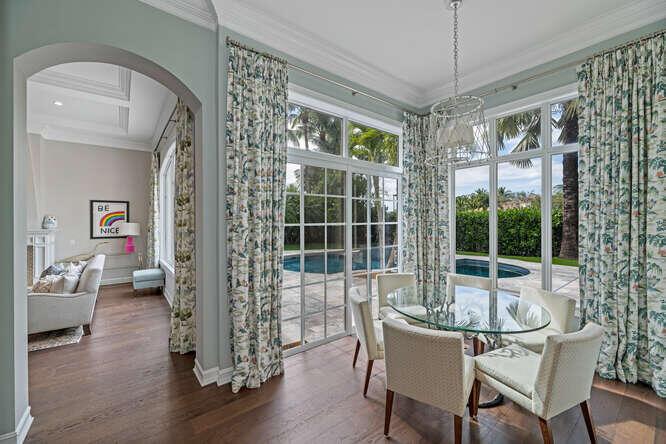 MIZNER ESTATES OF PALM BE - Residential