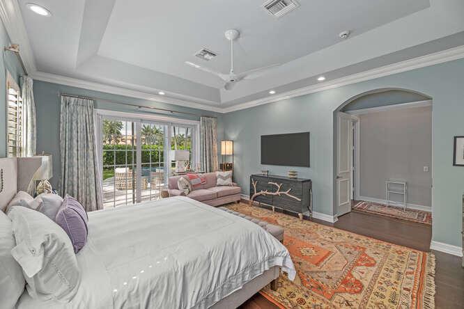 MIZNER ESTATES OF PALM BE - Residential