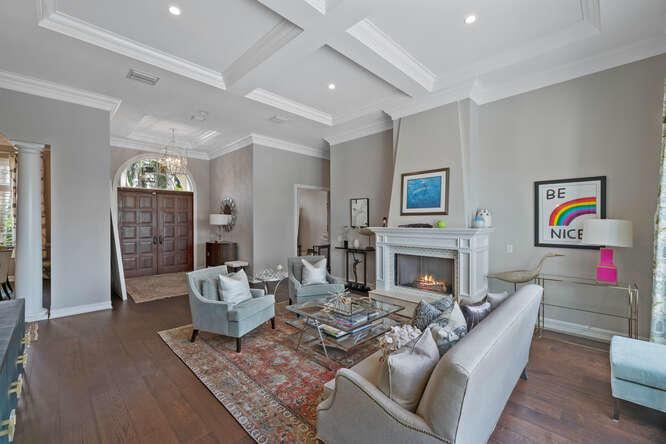 MIZNER ESTATES OF PALM BE - Residential