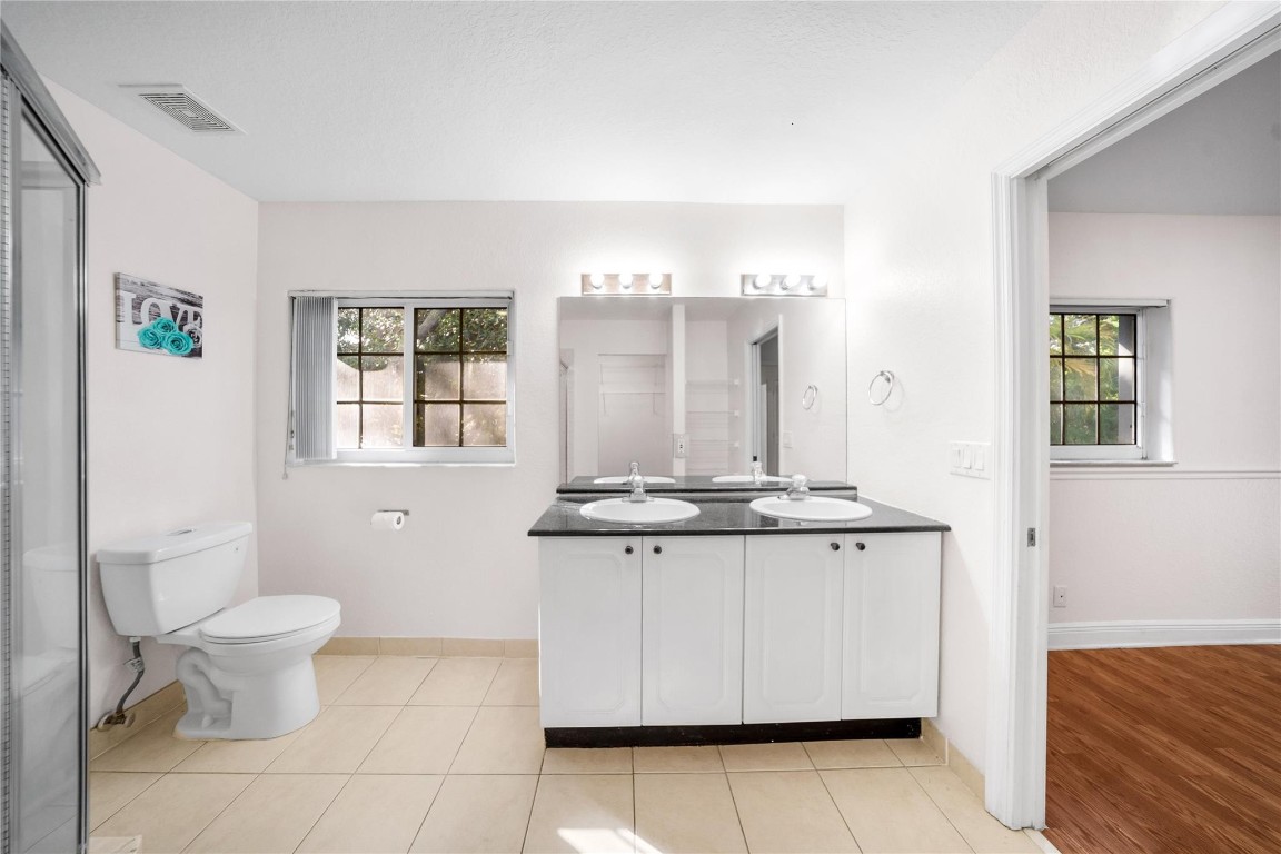 KEY LARGO TOWNHOMES - Residential