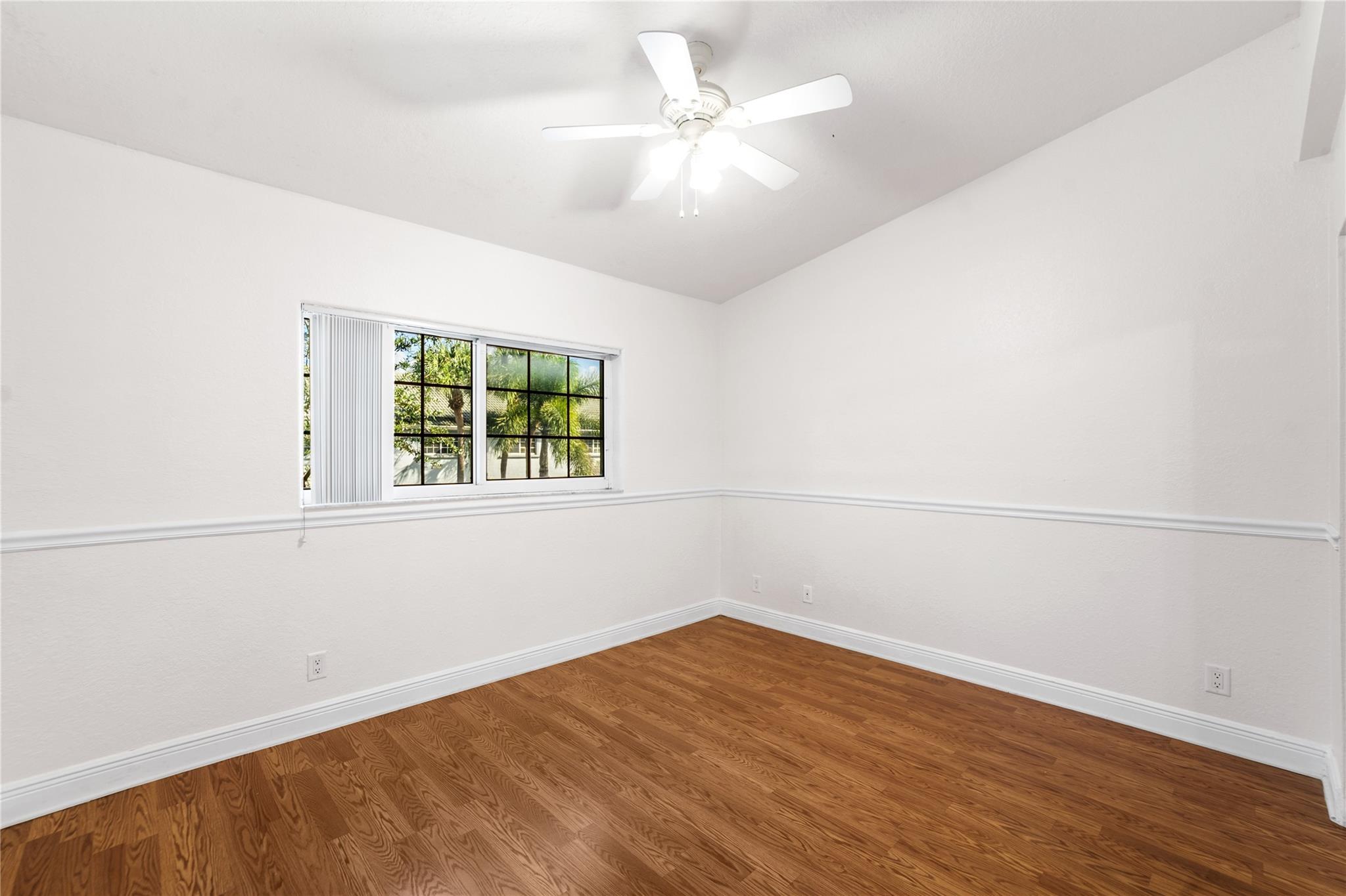 KEY LARGO TOWNHOMES - Residential