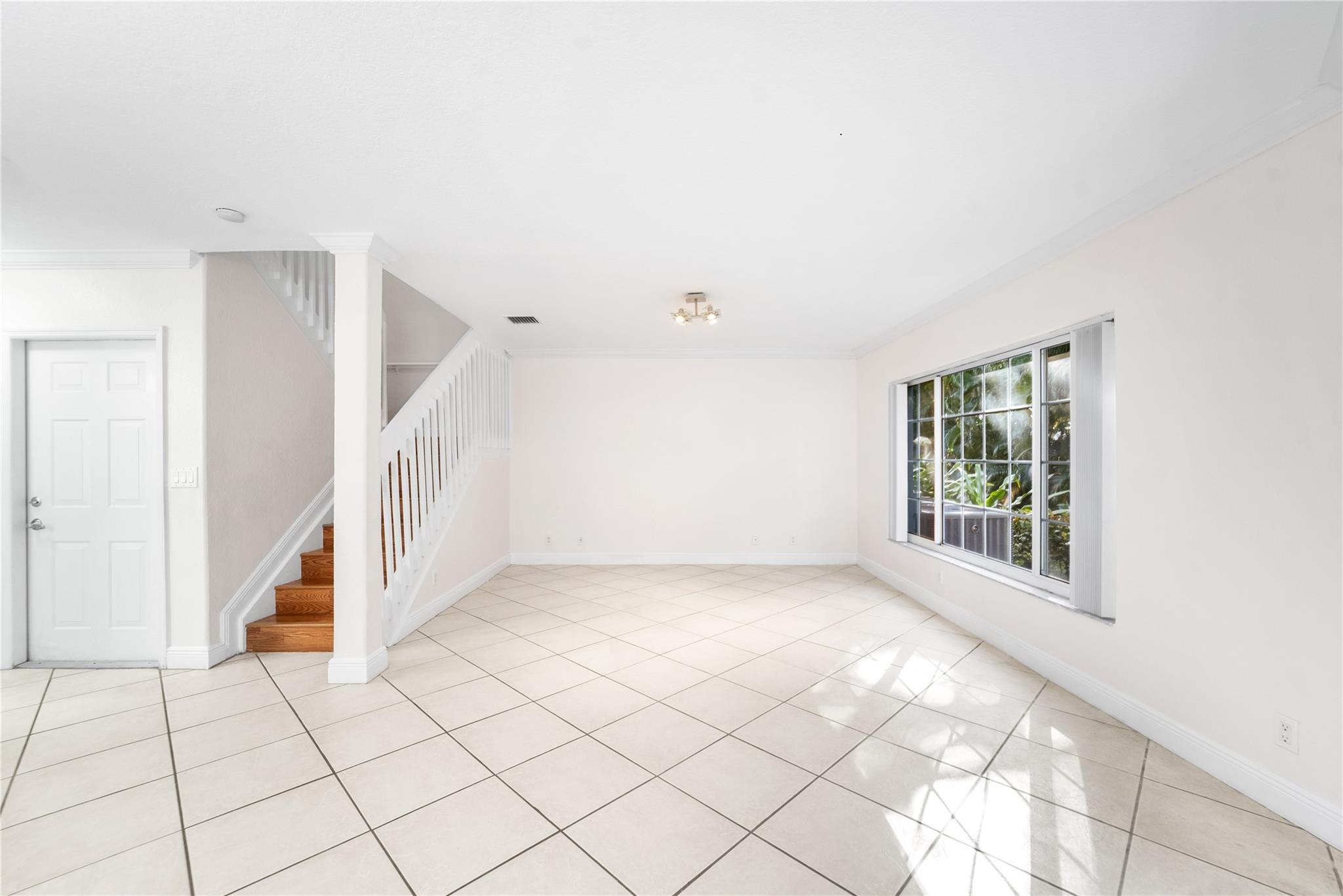 KEY LARGO TOWNHOMES - Residential