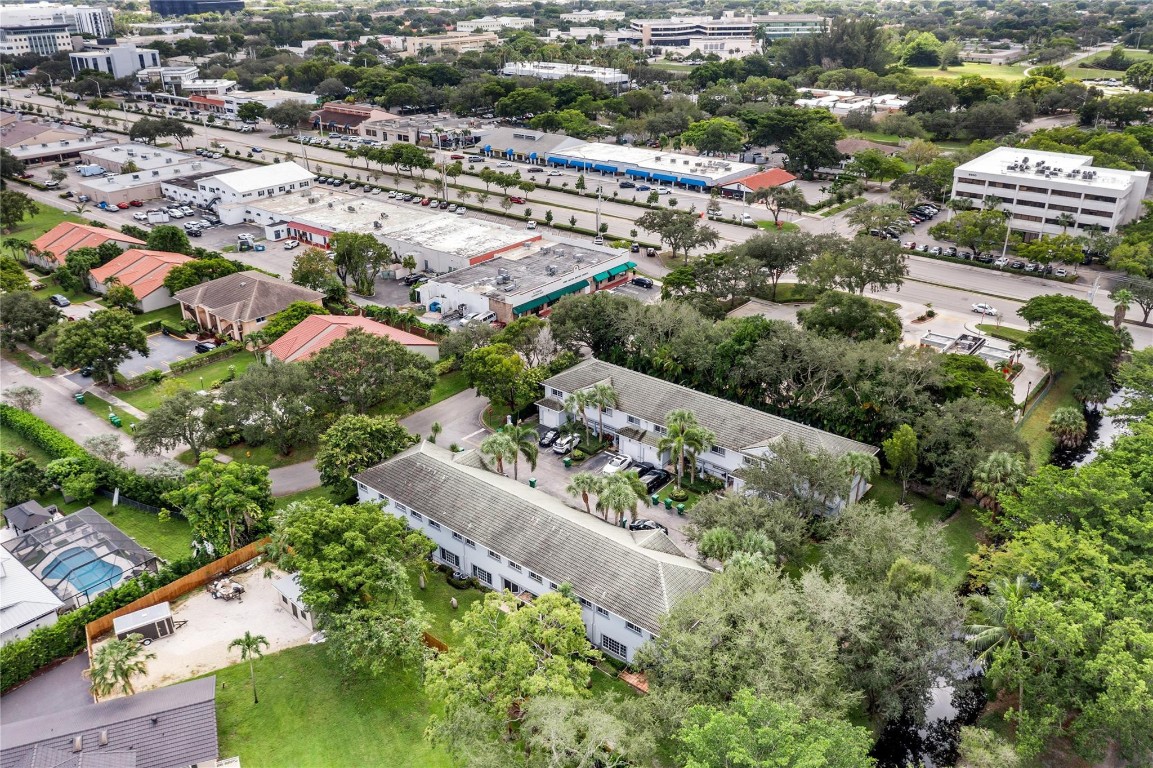 KEY LARGO TOWNHOMES - Residential