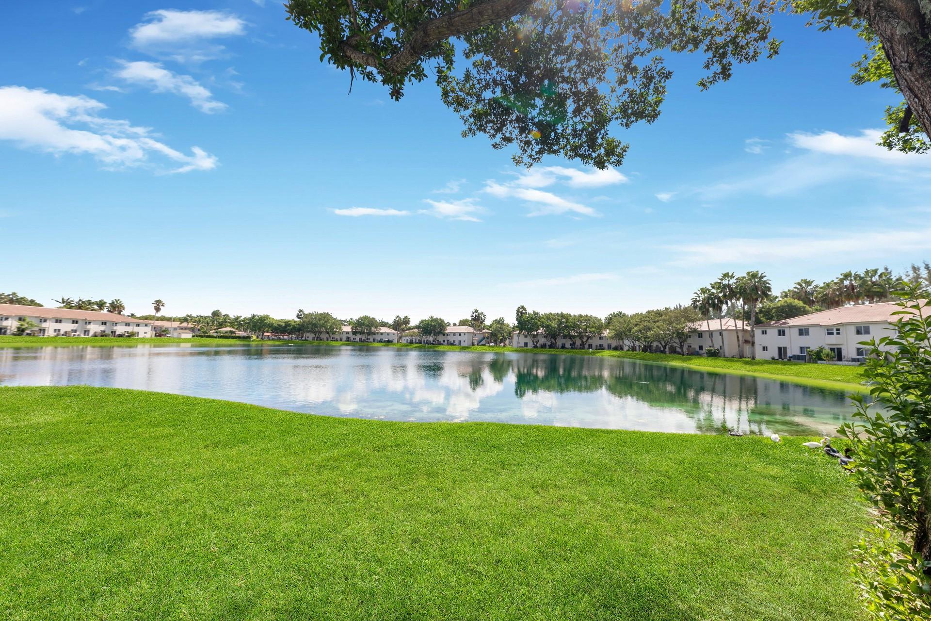 VENETIA GARDENS SOUTH CON - Residential Lease