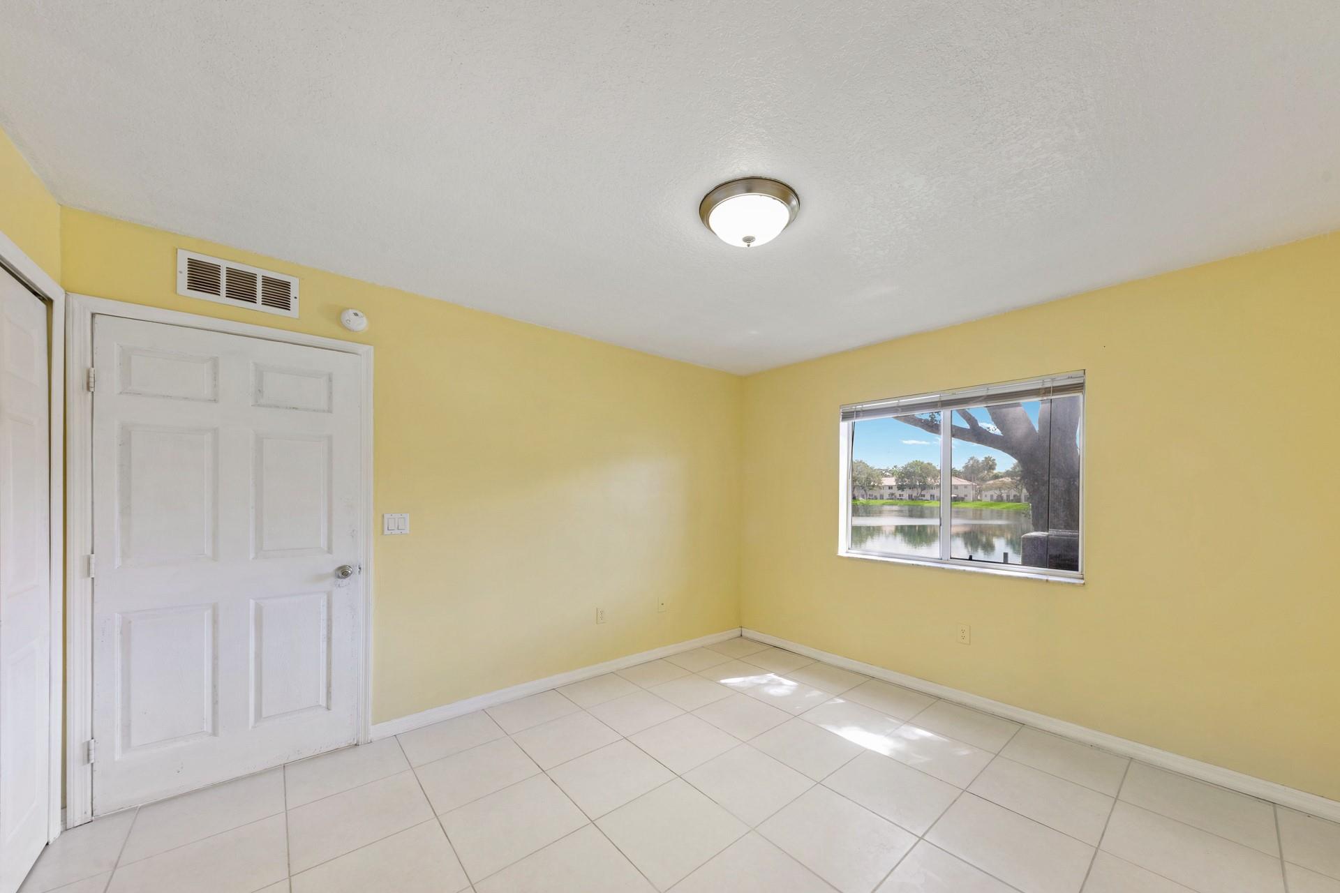 VENETIA GARDENS SOUTH CON - Residential Lease