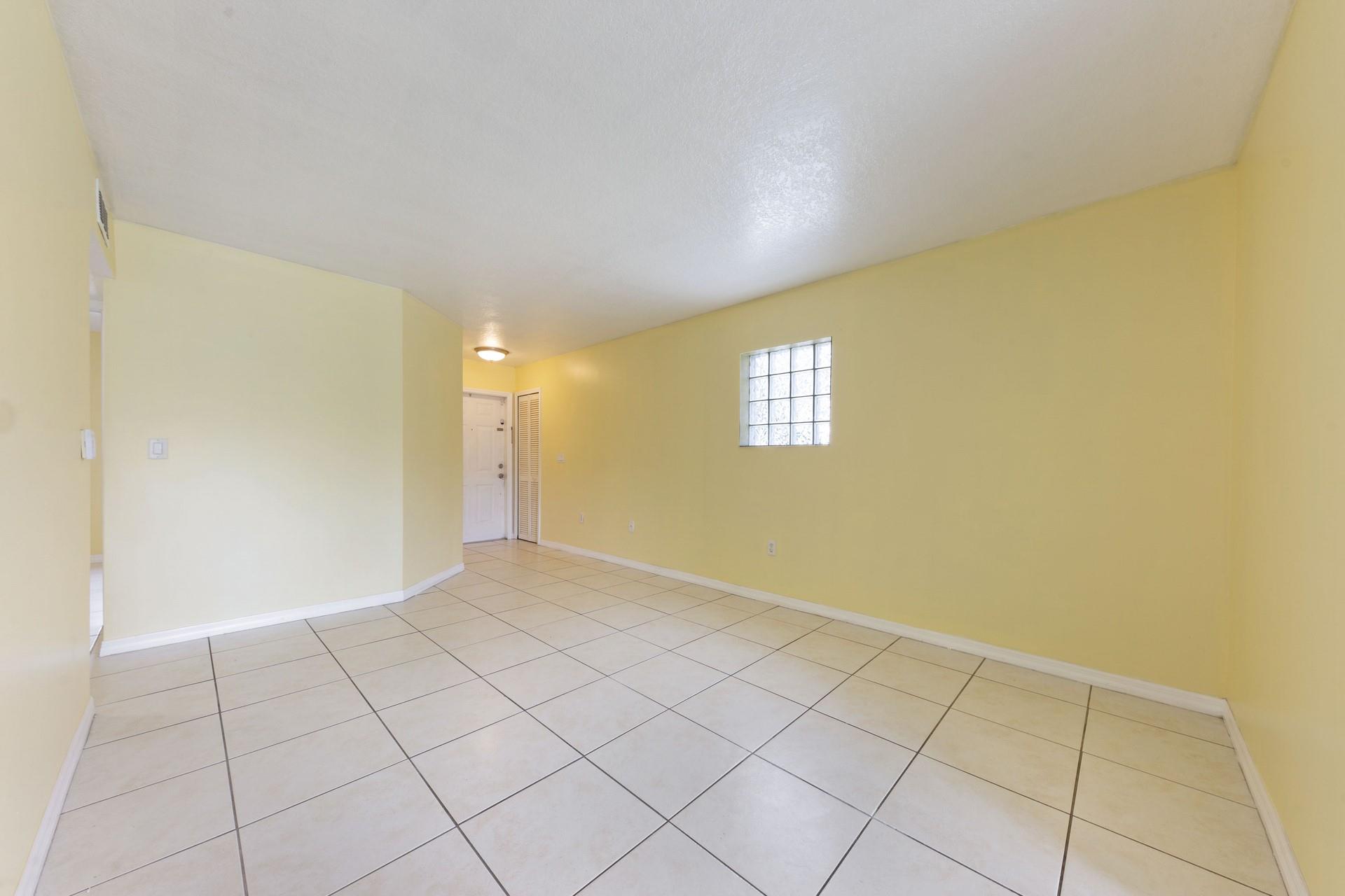 VENETIA GARDENS SOUTH CON - Residential Lease