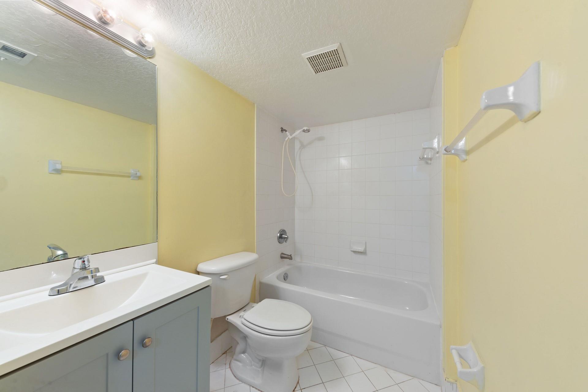 VENETIA GARDENS SOUTH CON - Residential Lease