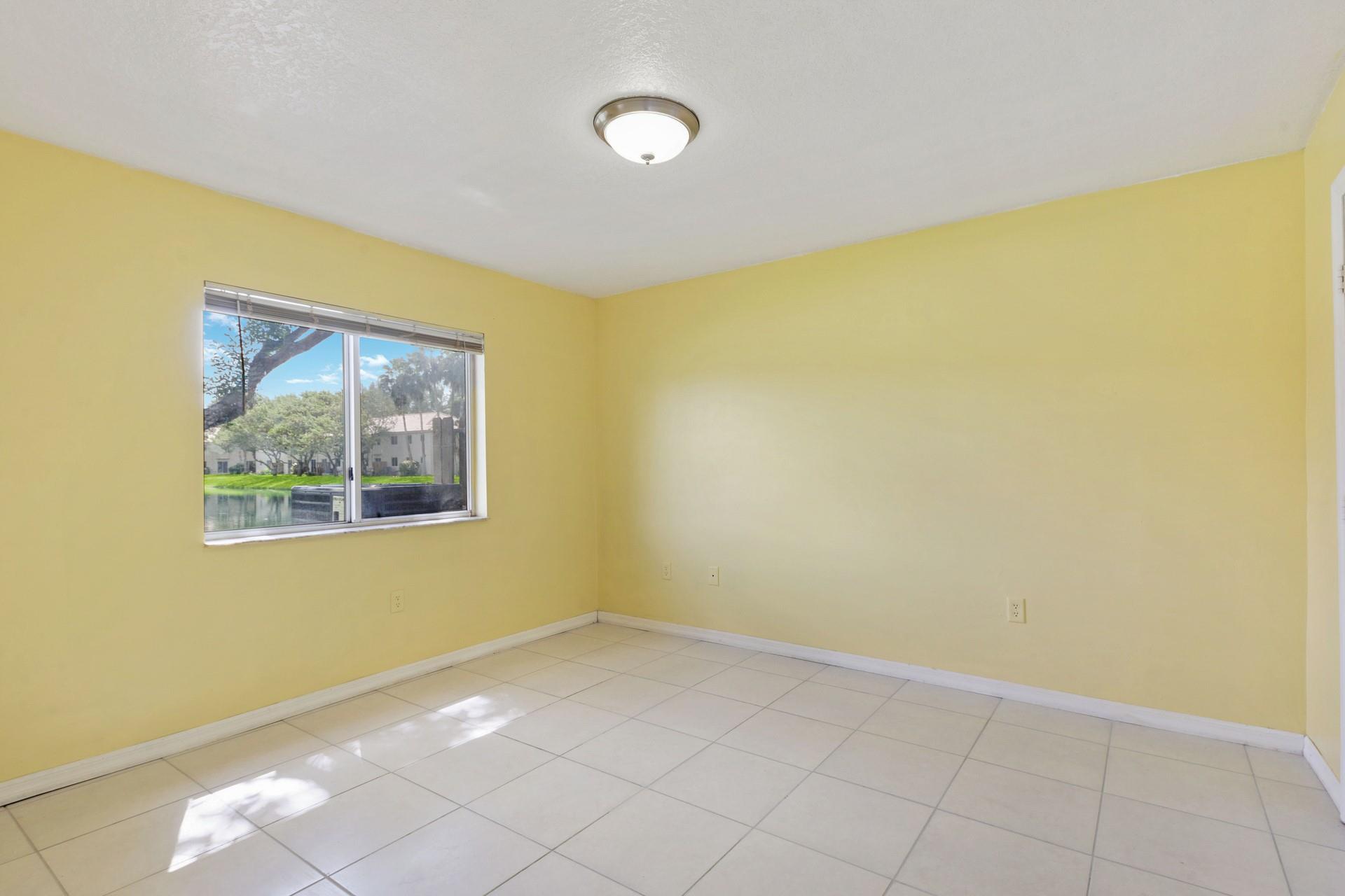 VENETIA GARDENS SOUTH CON - Residential Lease
