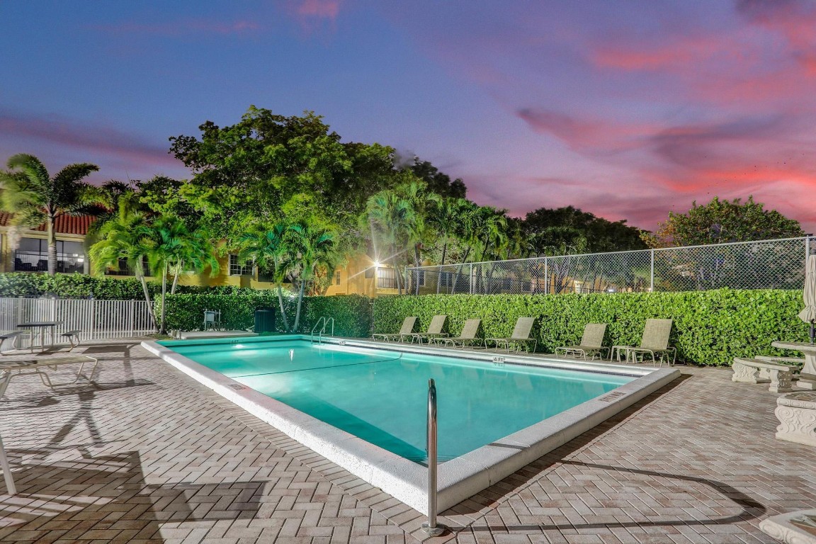 OCEAN BAY CLUB CONDO - Residential