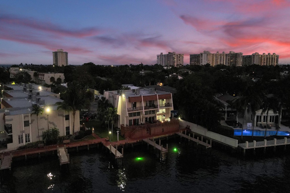 OCEAN BAY CLUB CONDO - Residential