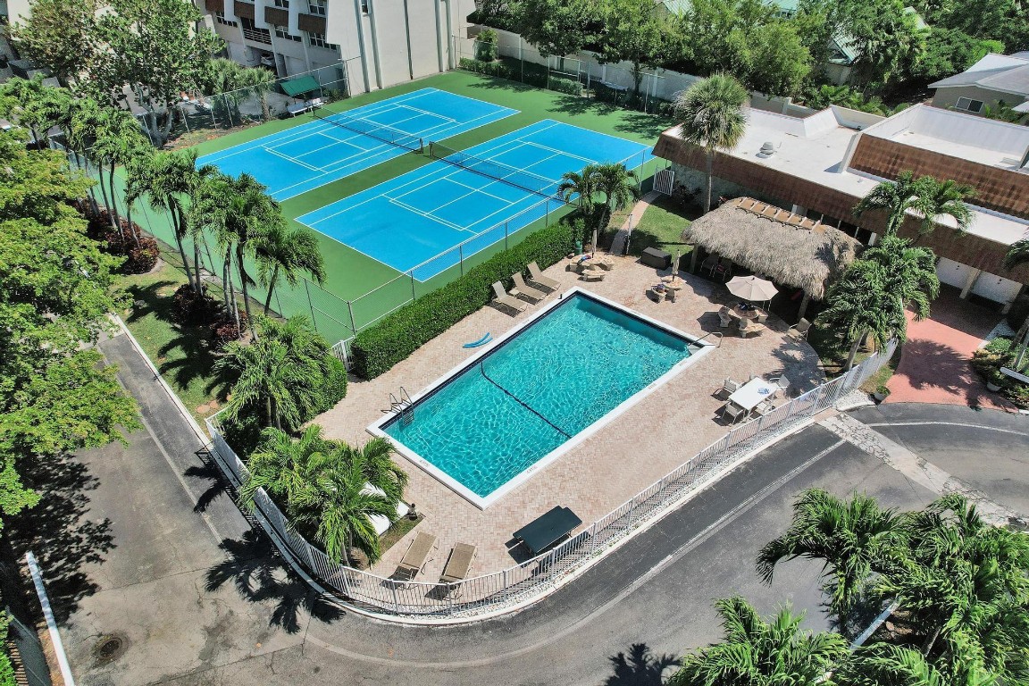 OCEAN BAY CLUB CONDO - Residential