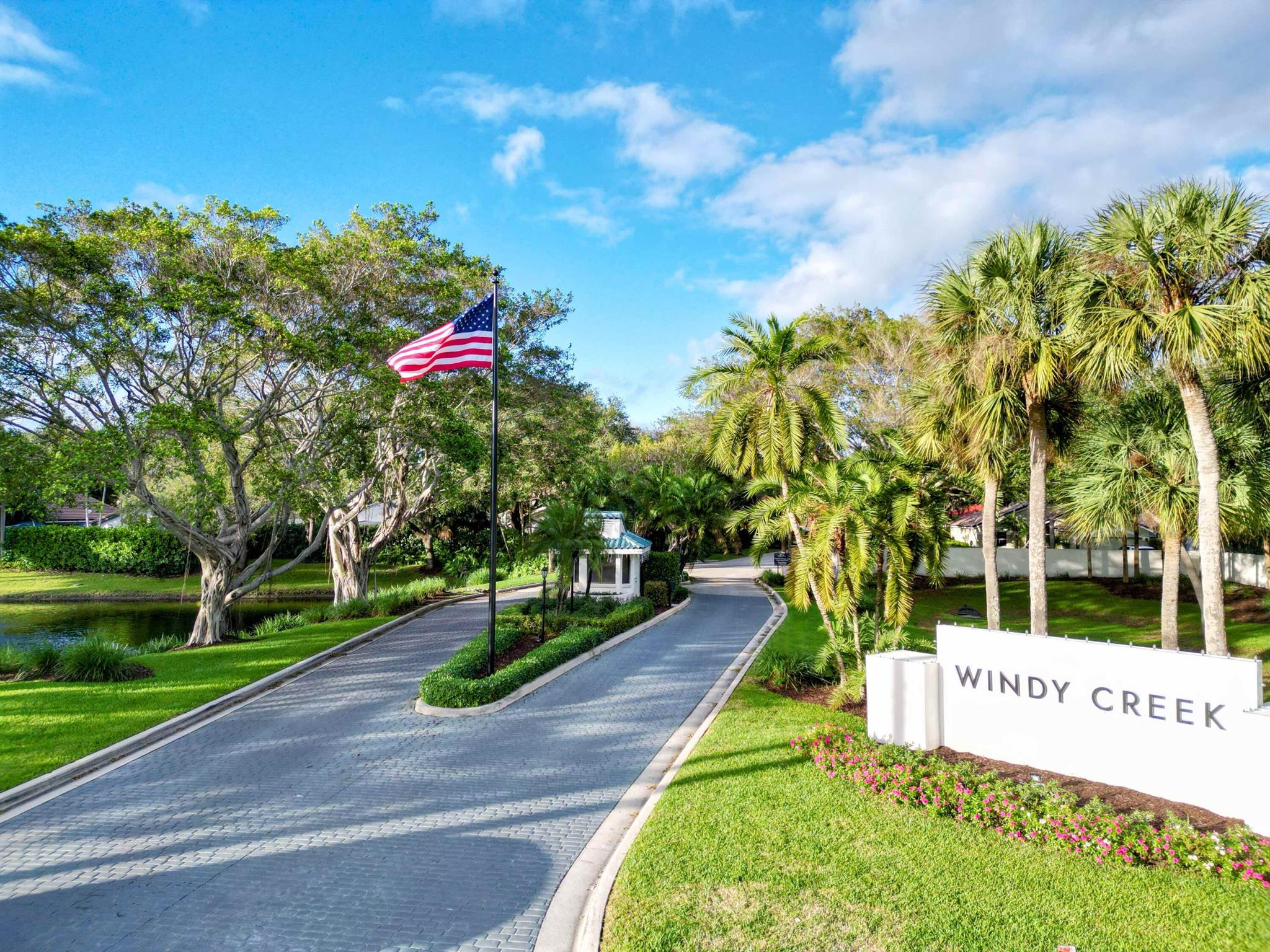 HANOVER SQUARE/WINDY CREE - Residential