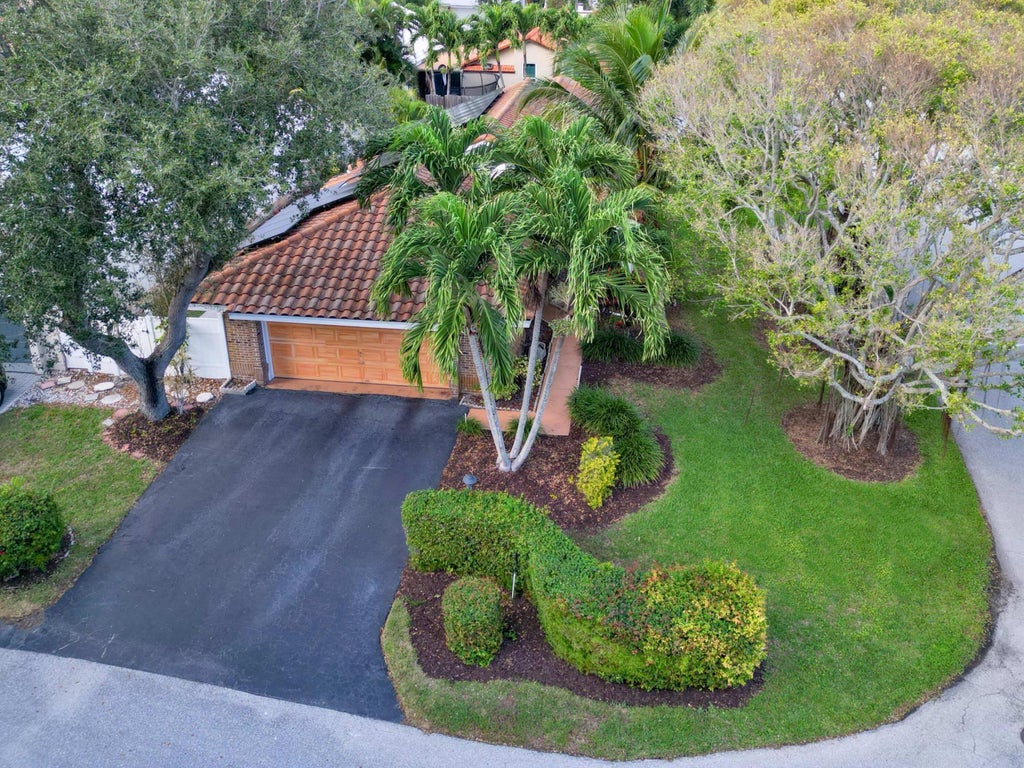 Photo of 4105 NW 1st Court, Delray Beach, FL 33445 (MLS # R11146973)