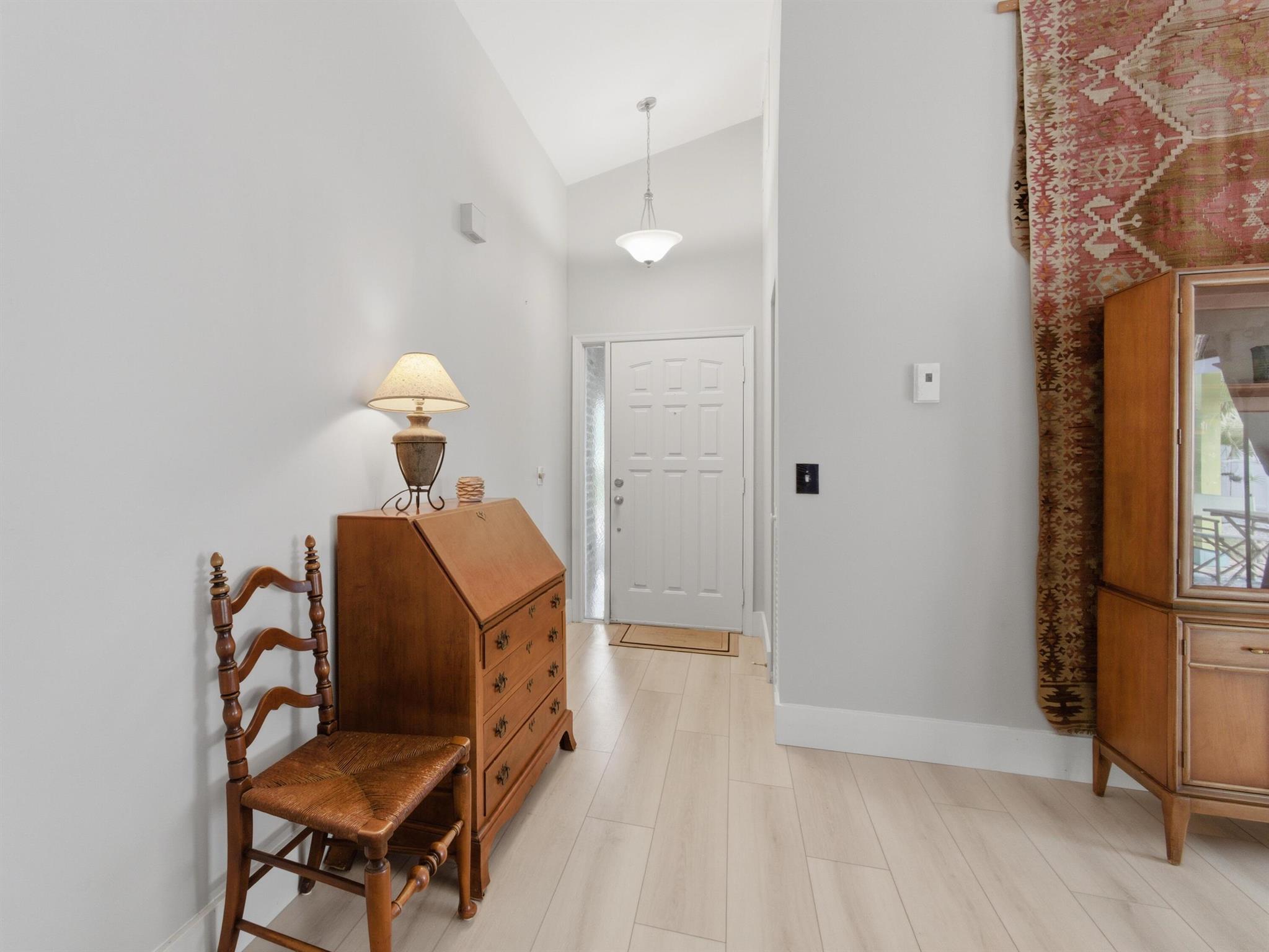 HANOVER SQUARE/WINDY CREE - Residential