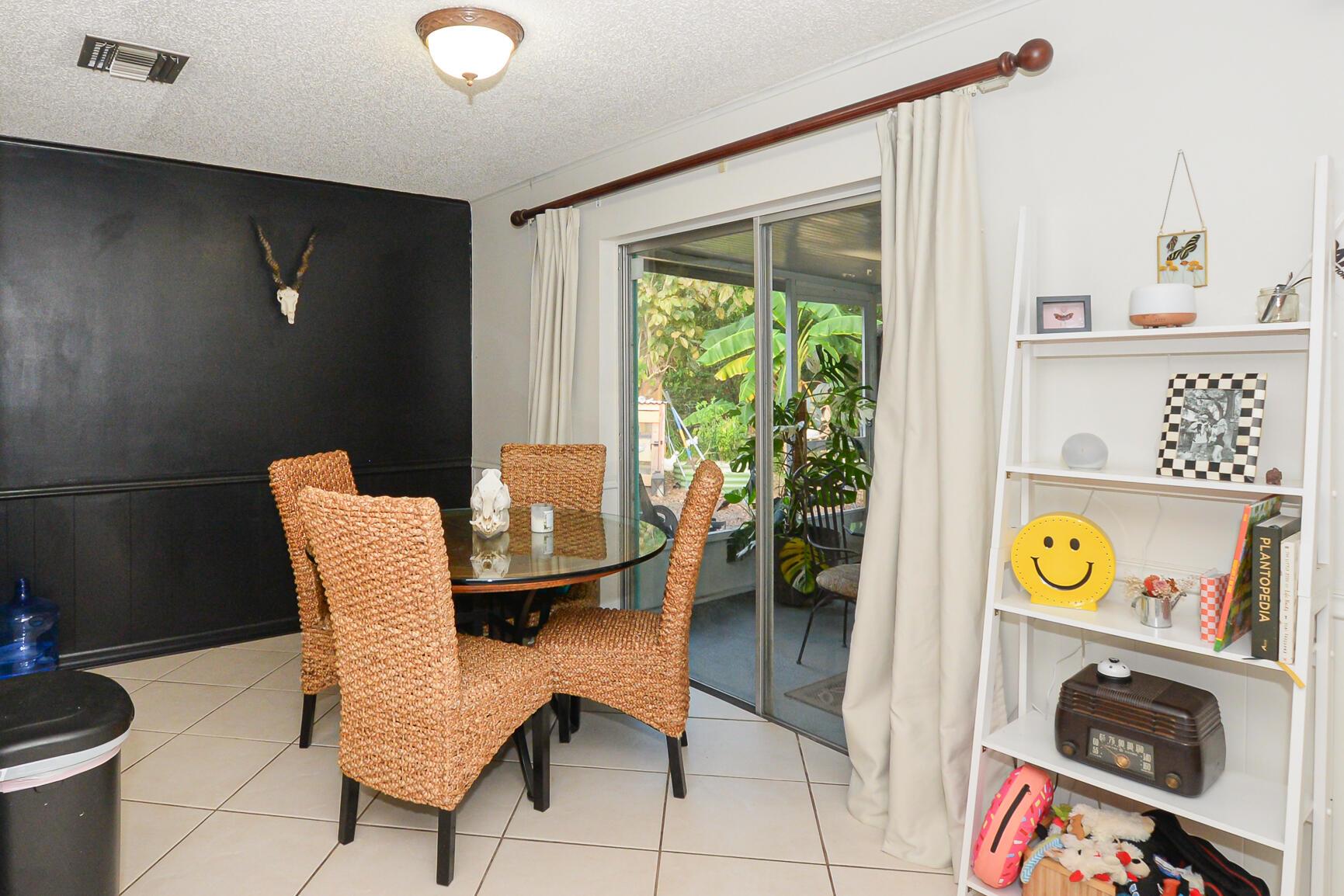 LAKEWOOD TERRACE UNIT 1 - Residential Lease