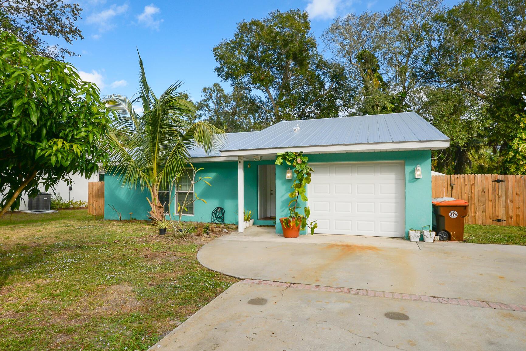 LAKEWOOD TERRACE UNIT 1 - Residential Lease