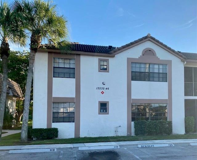 Grenadier Trace - Residential