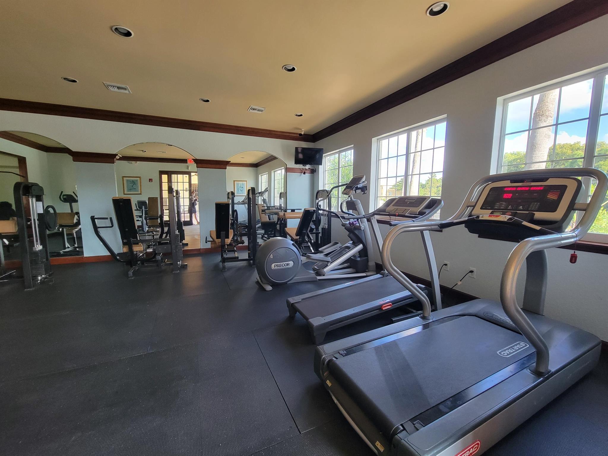 GRAND VIEW AT CRESTWOOD CONDO - Residential Lease