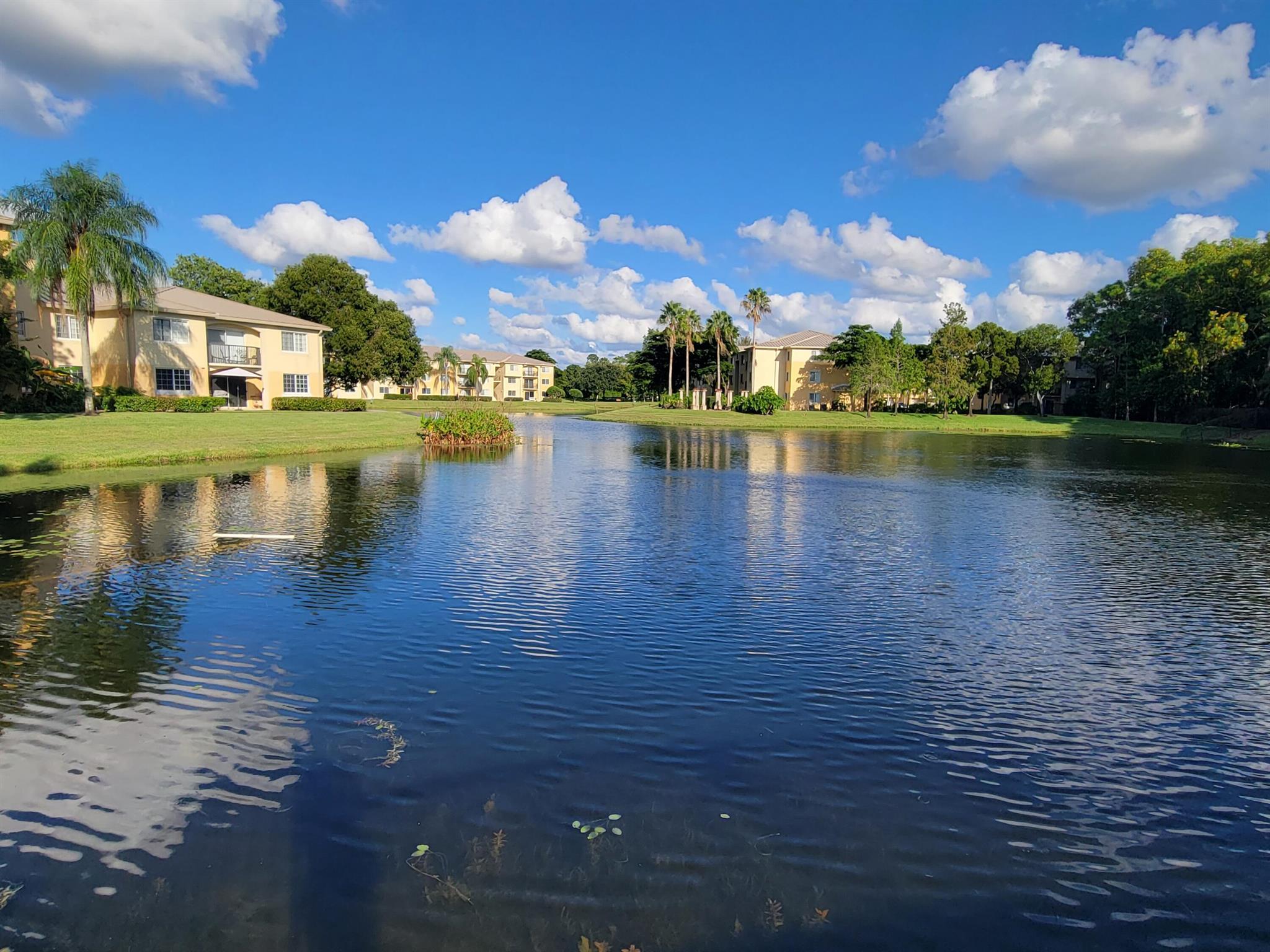 GRAND VIEW AT CRESTWOOD CONDO - Residential Lease