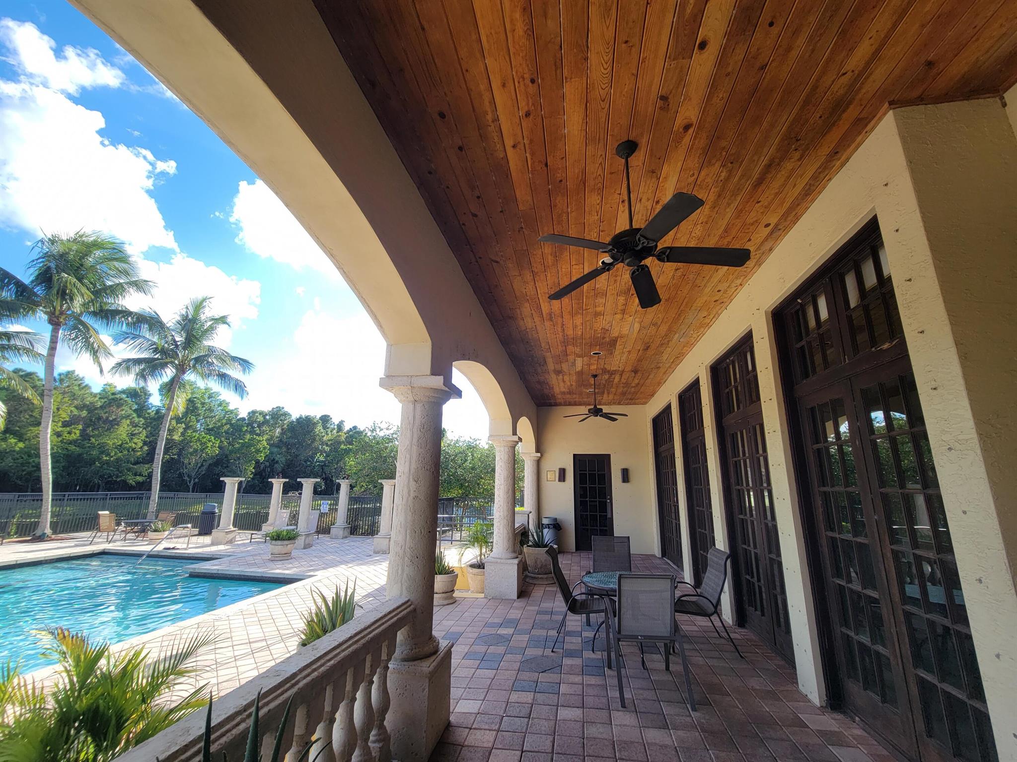 GRAND VIEW AT CRESTWOOD CONDO - Residential Lease