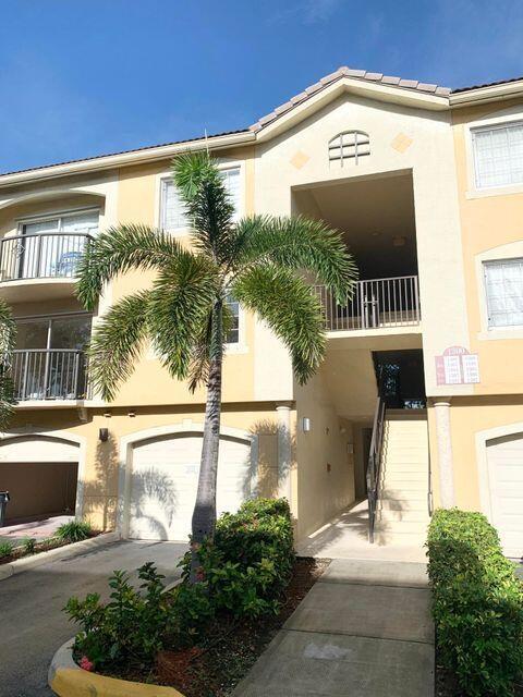 GRAND VIEW AT CRESTWOOD CONDO - Residential Lease