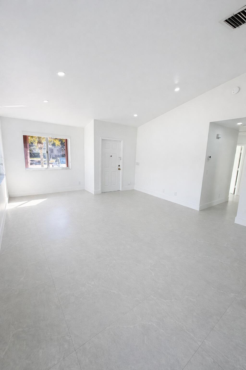 Malibu Bay - Residential Lease