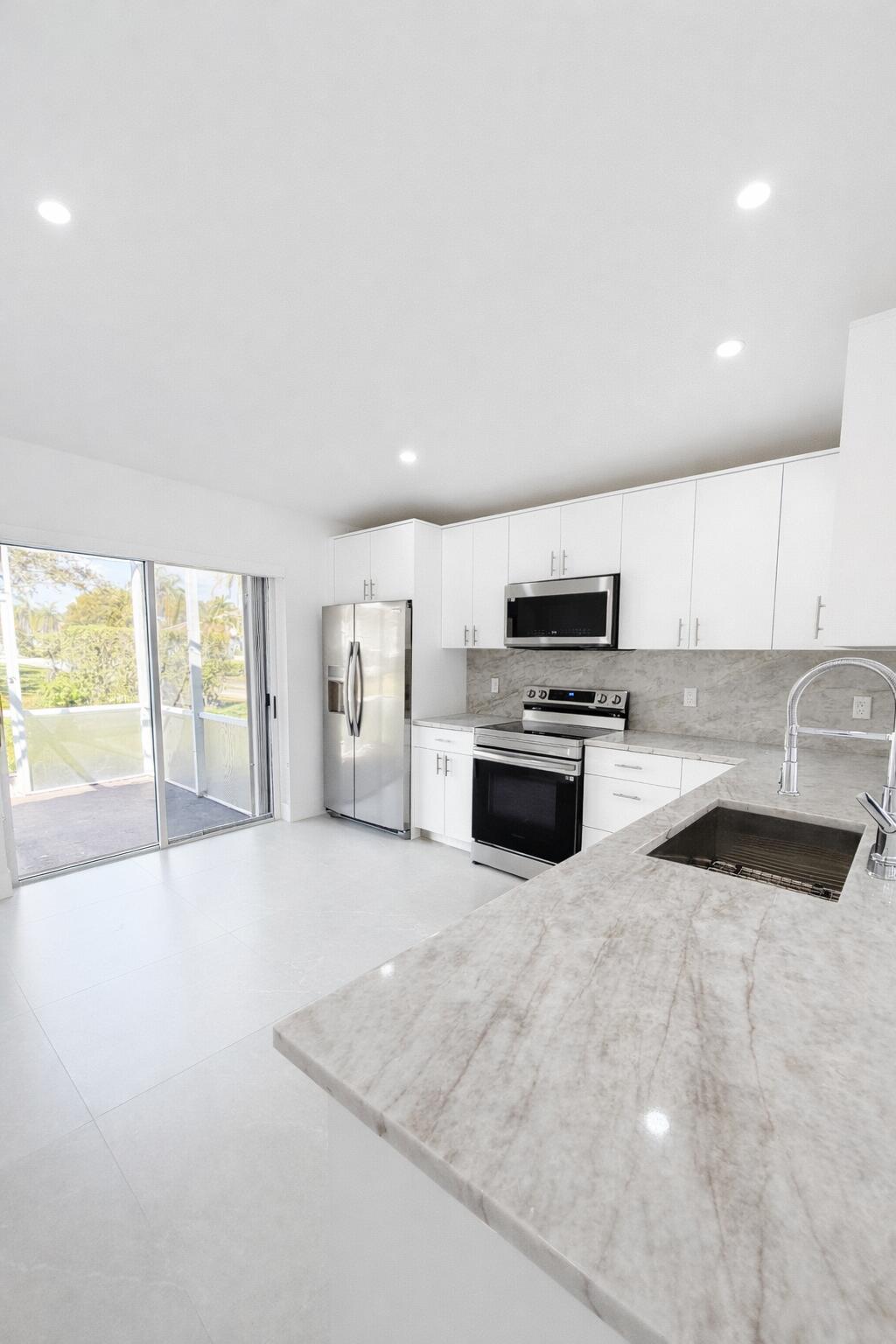 Malibu Bay - Residential Lease