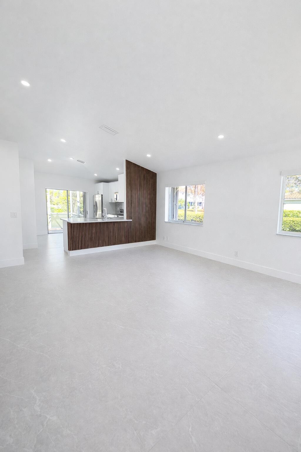 Malibu Bay - Residential Lease