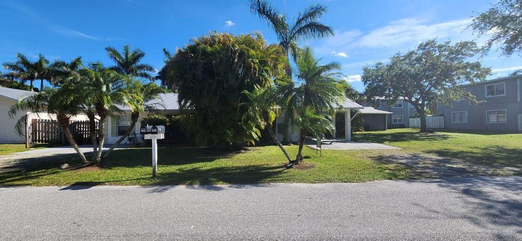 Photo of 788 SW 36th Terrace, Palm City, FL 34990 (MLS # R11098305)