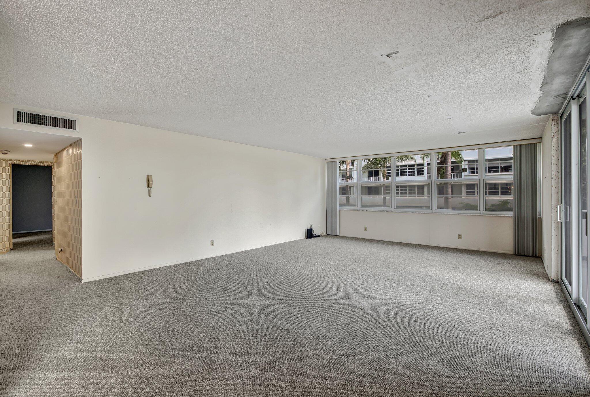 EAST POINT TOWERS CONDO - Residential