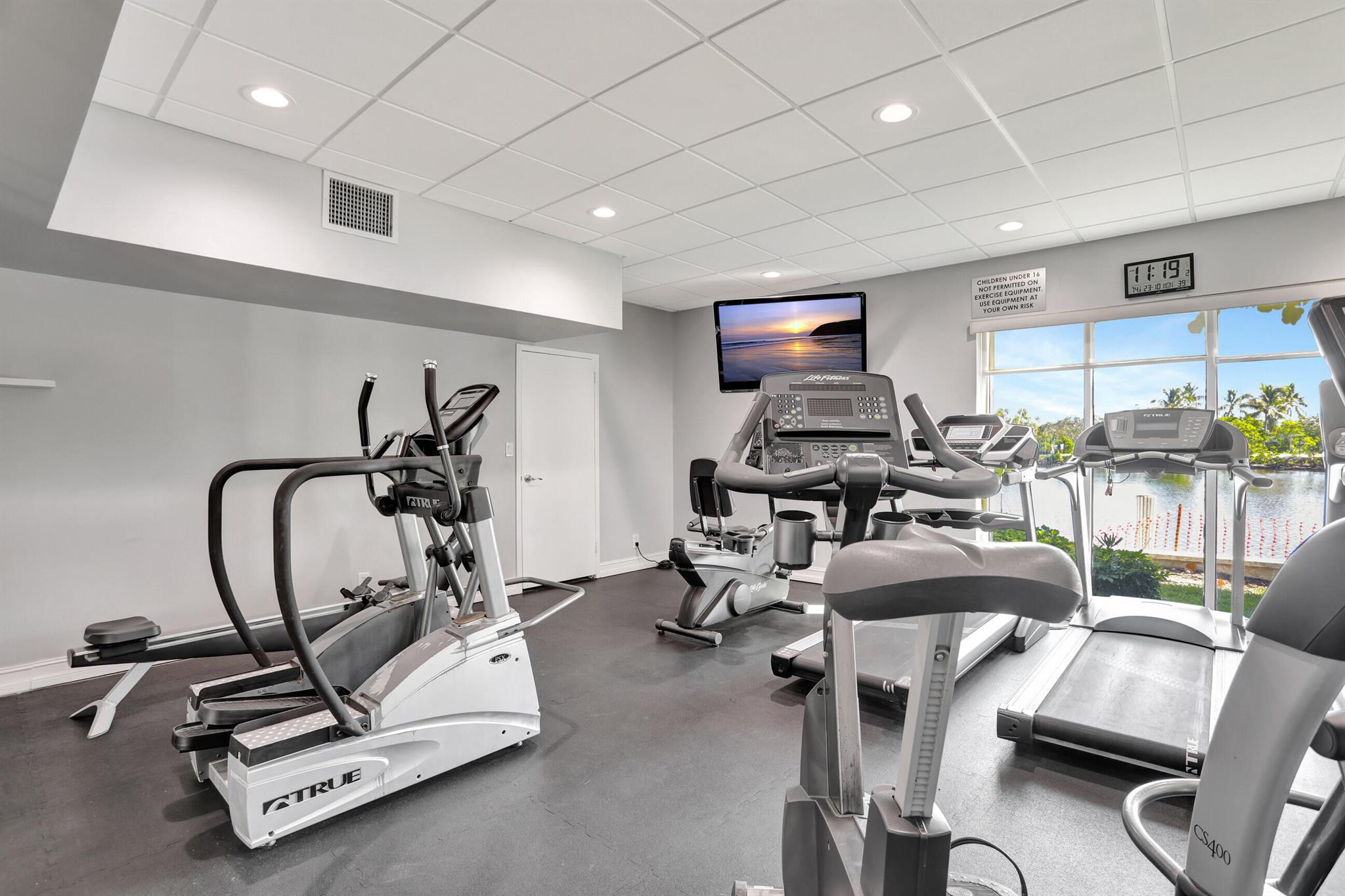 EAST POINT TOWERS CONDO - Residential