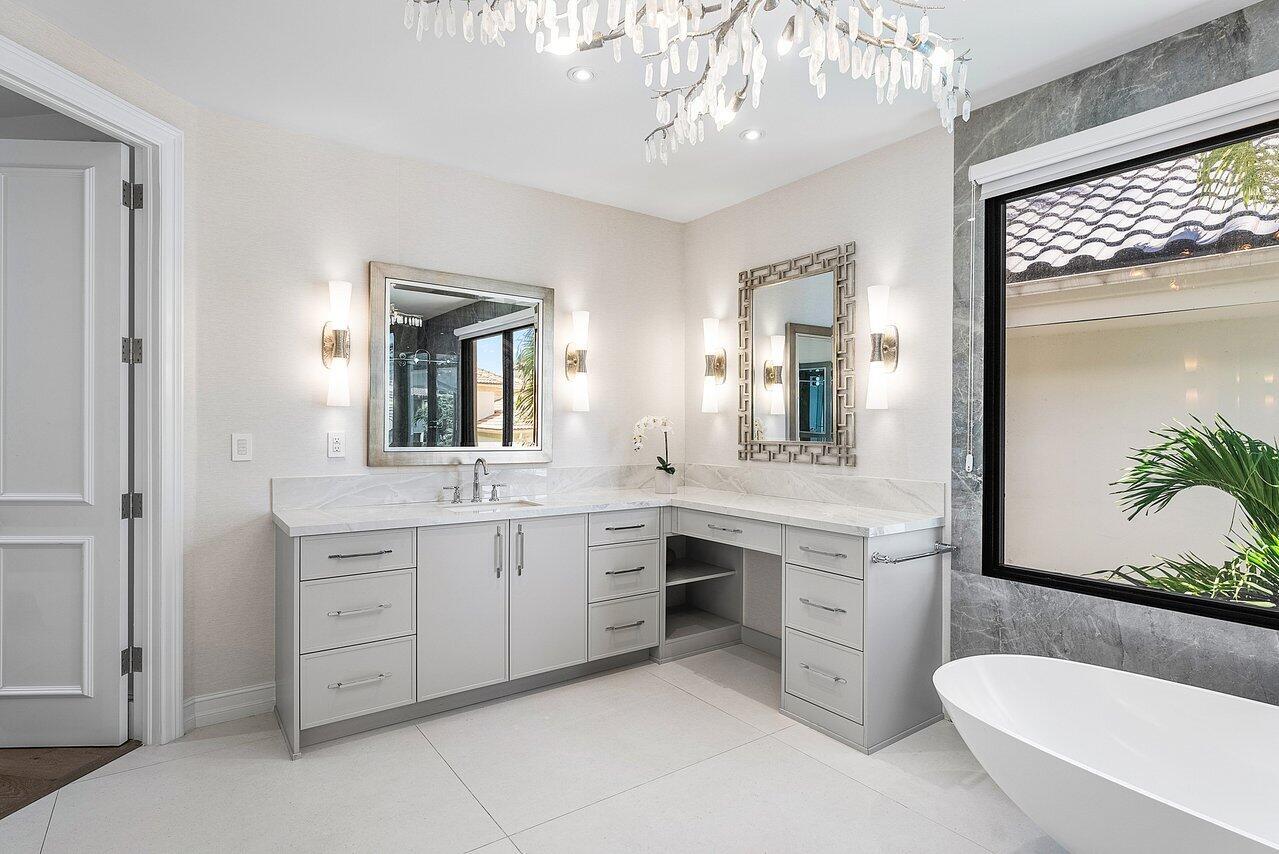 BOCA MARINA - Residential