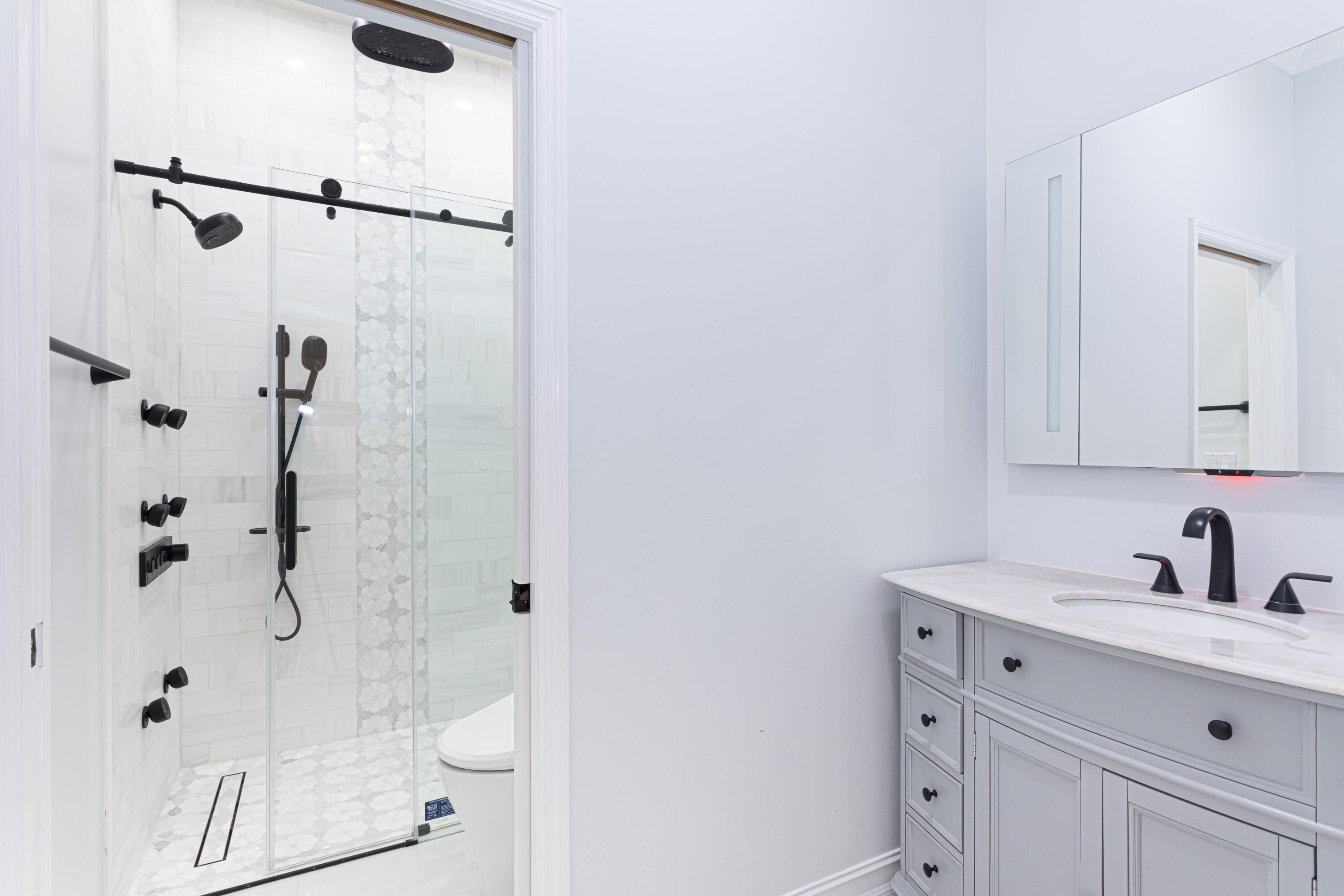 CASTELLINA - Residential Lease