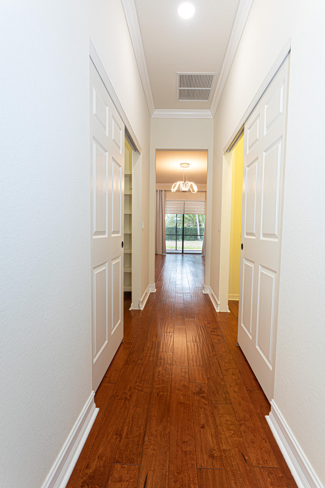 CASTELLINA - Residential Lease