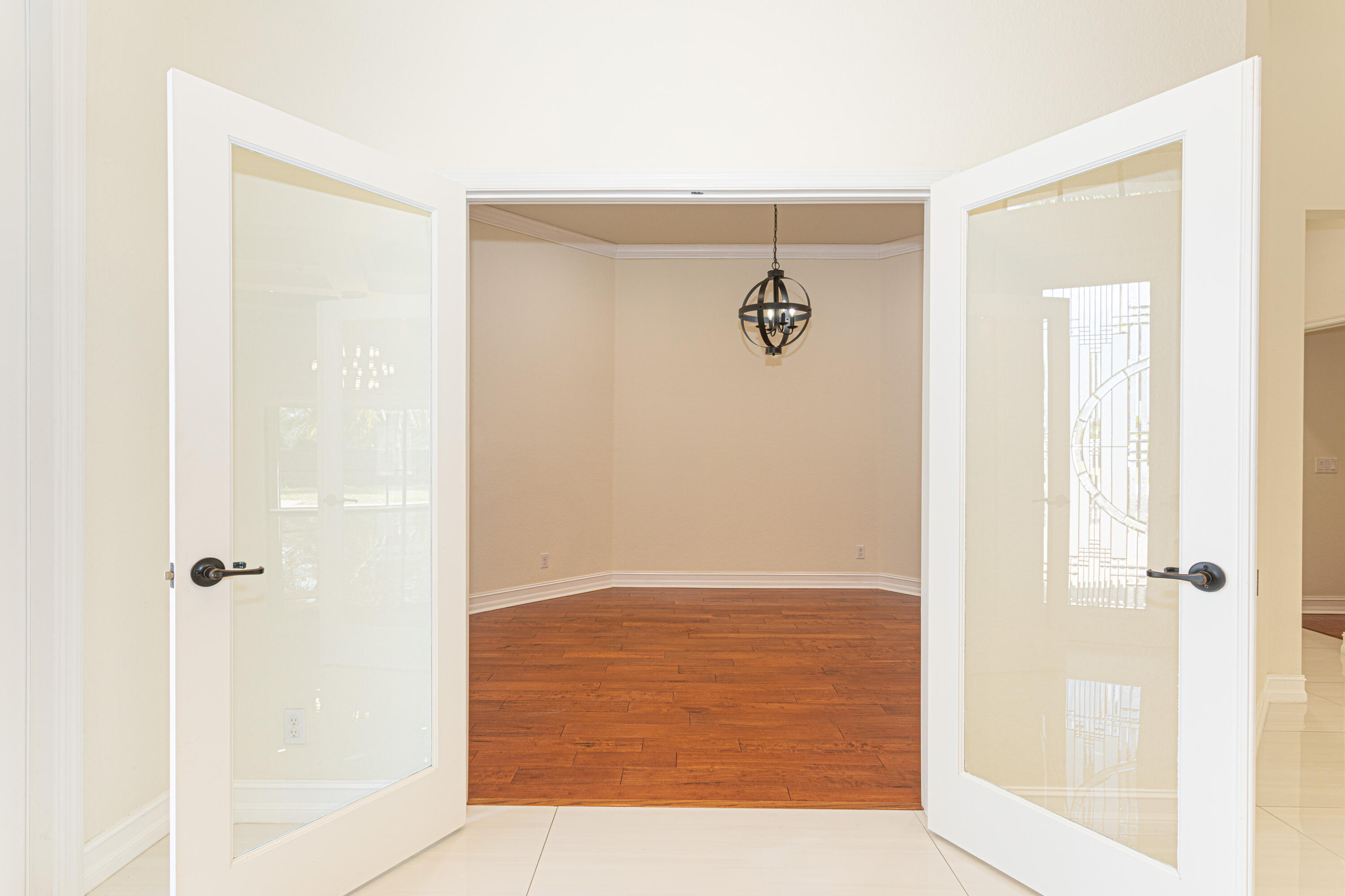 CASTELLINA - Residential Lease