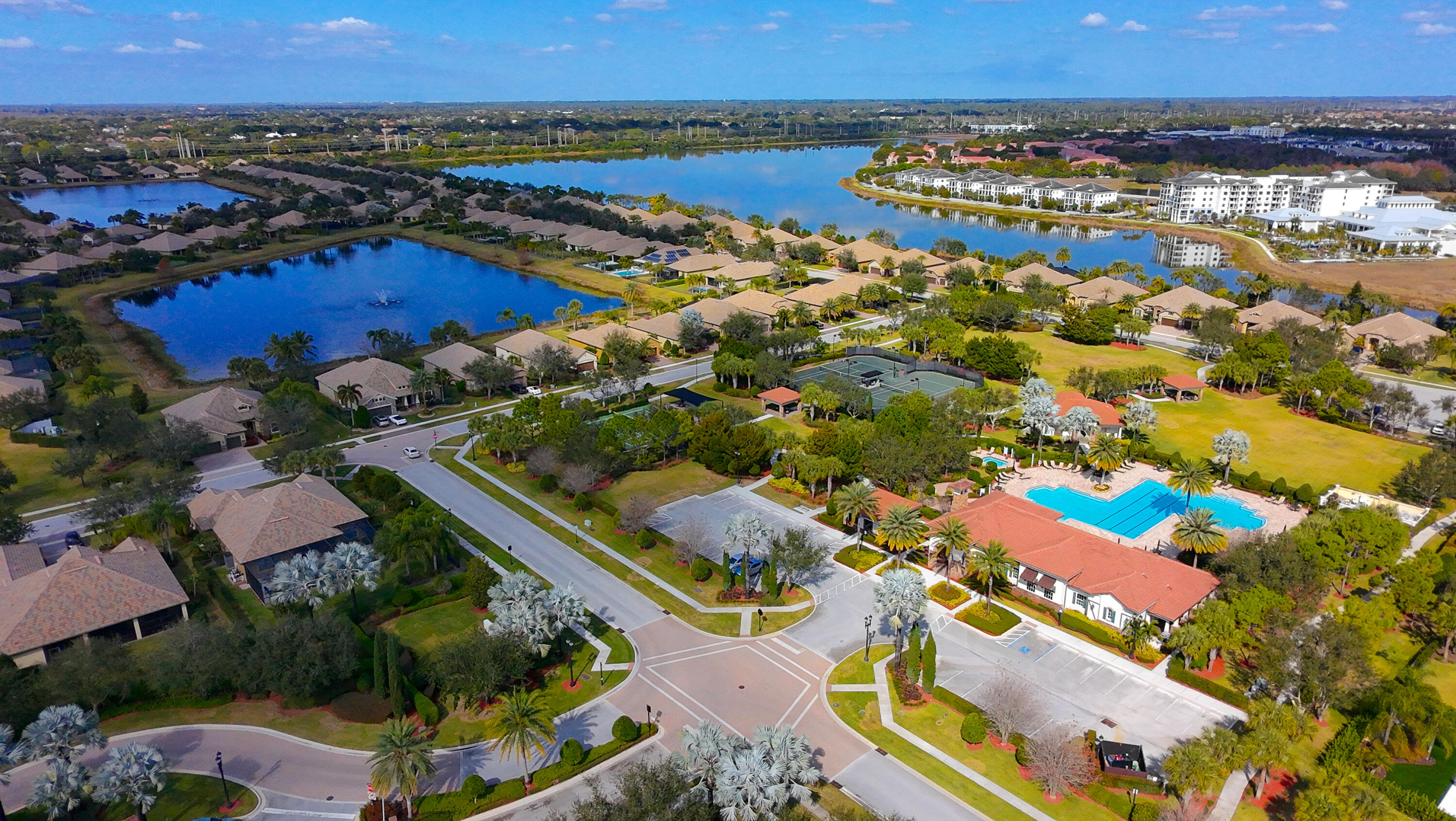 CASTELLINA - Residential Lease