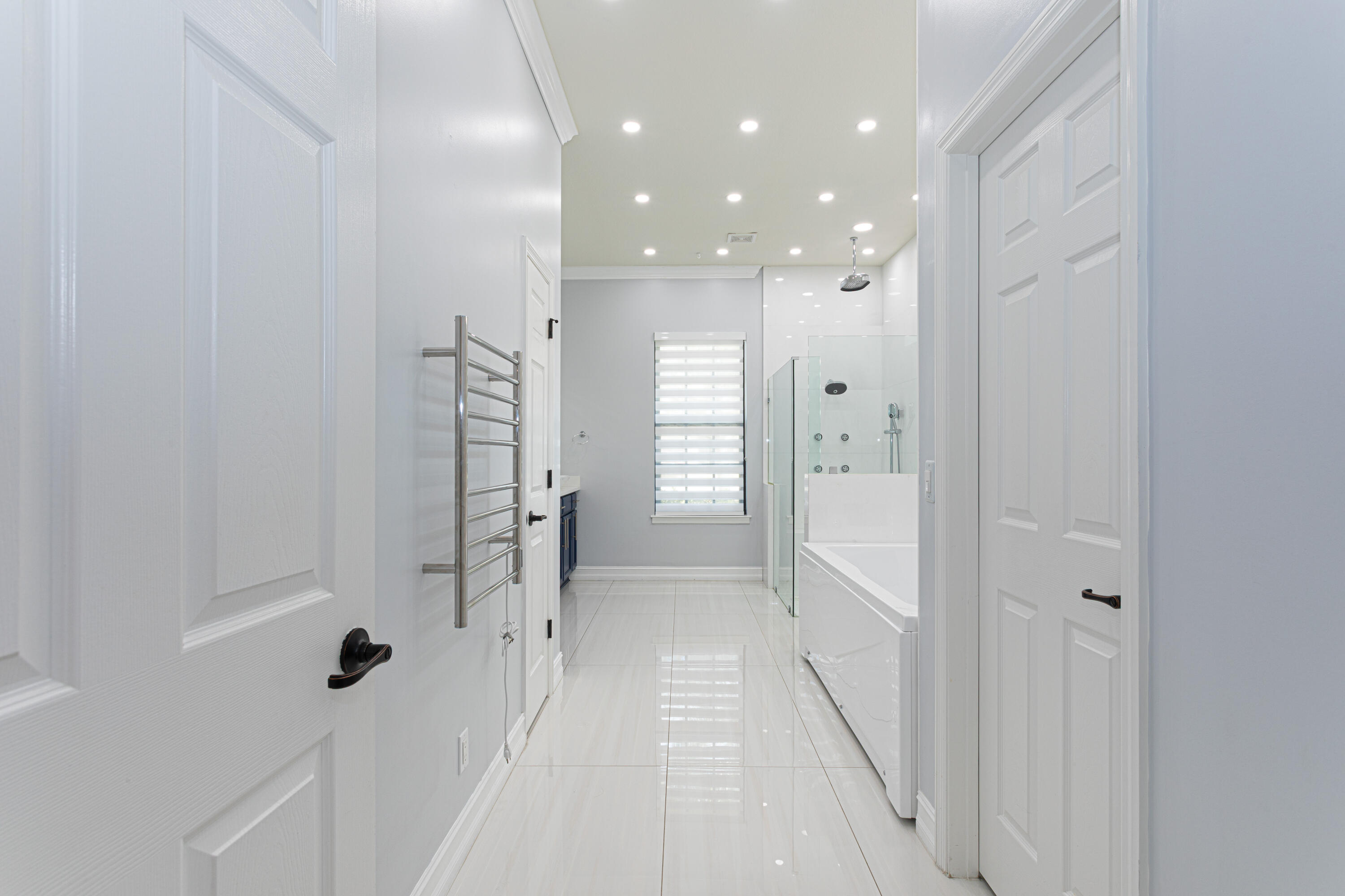 CASTELLINA - Residential Lease