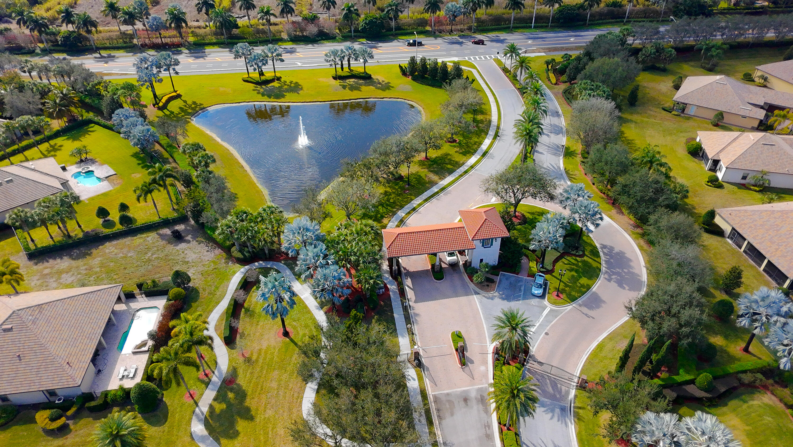 CASTELLINA - Residential Lease