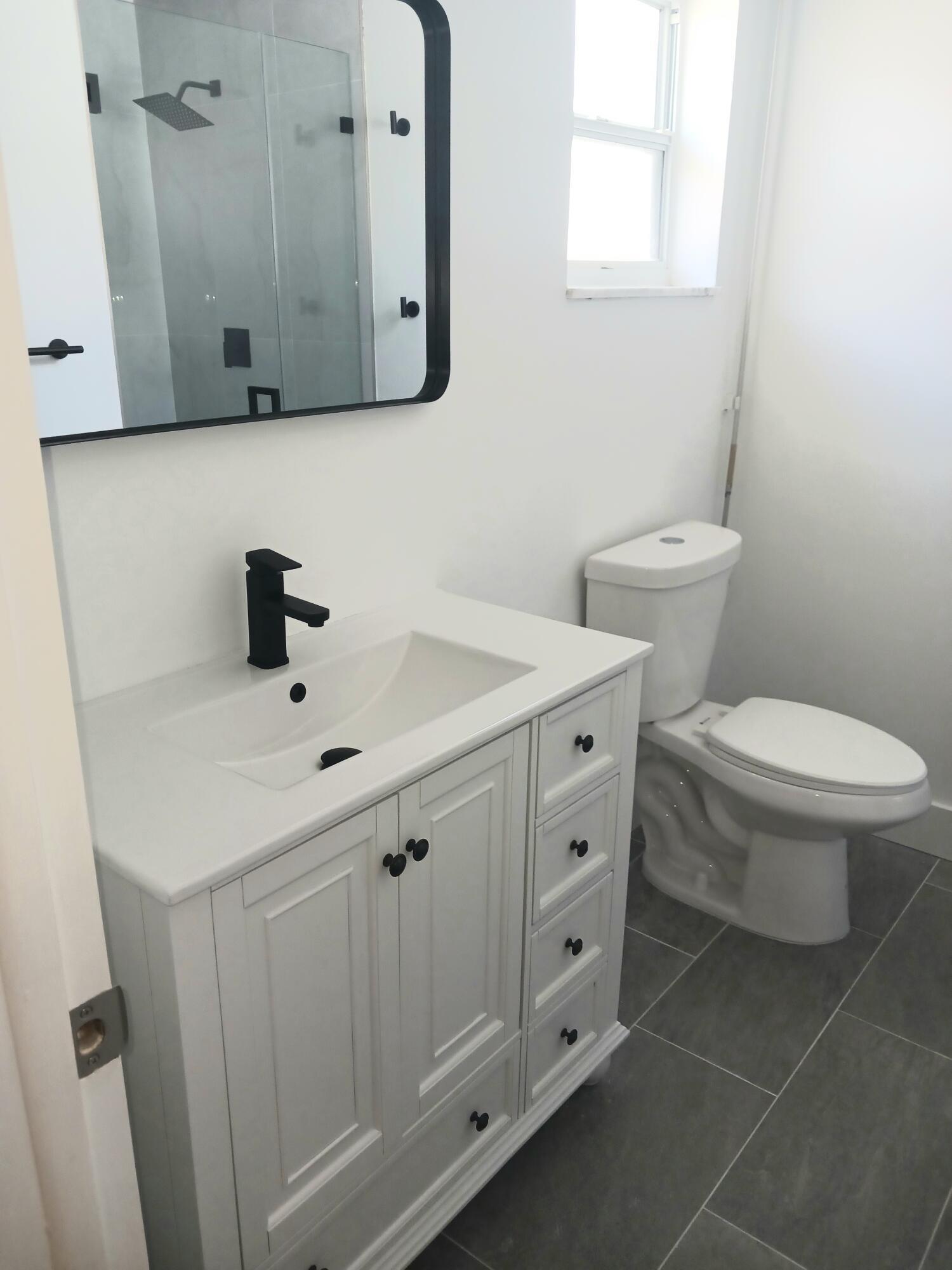 PALM BEACH LEISUREVILLE SEC 9 - Residential