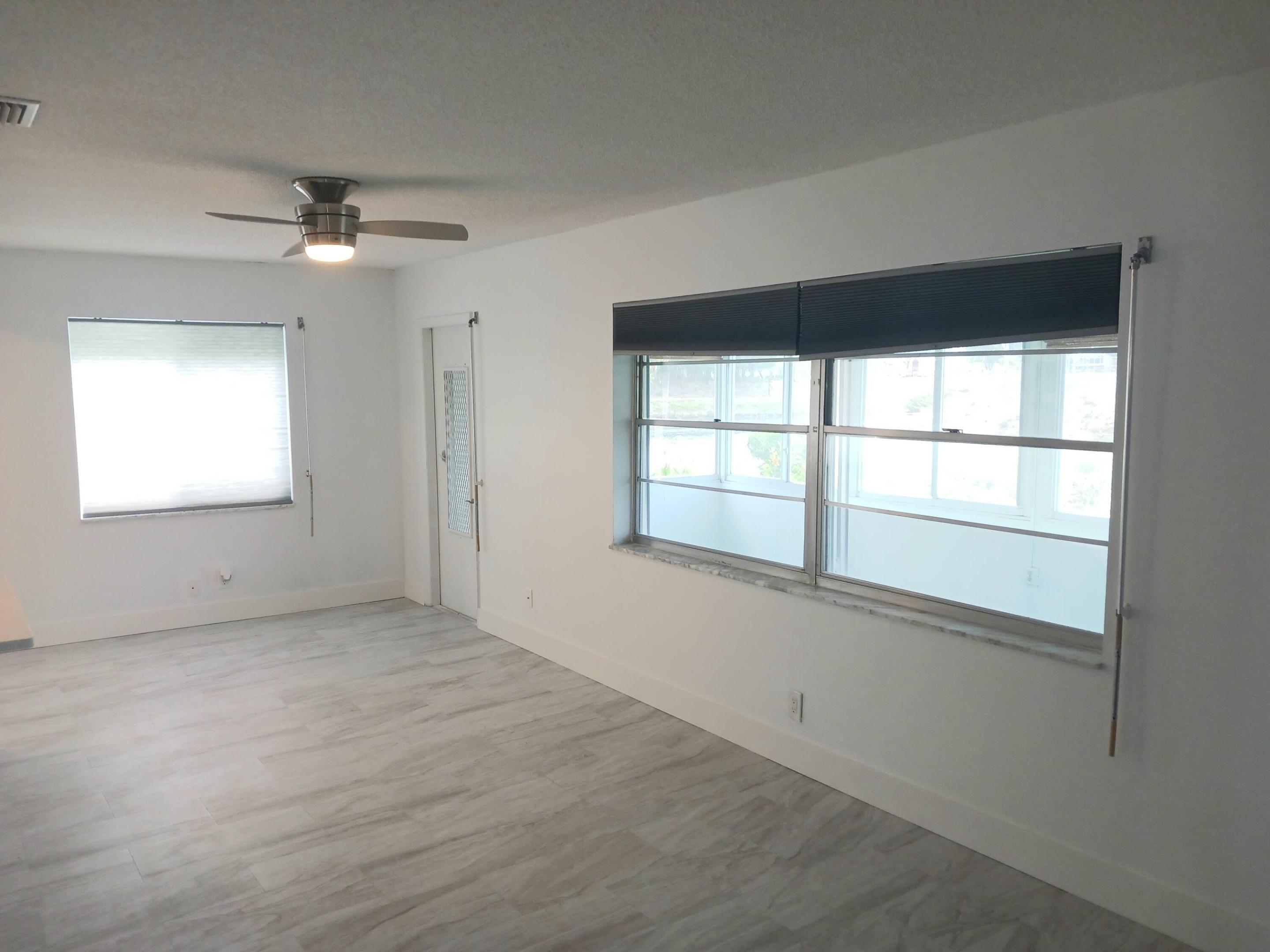 PALM BEACH LEISUREVILLE SEC 9 - Residential