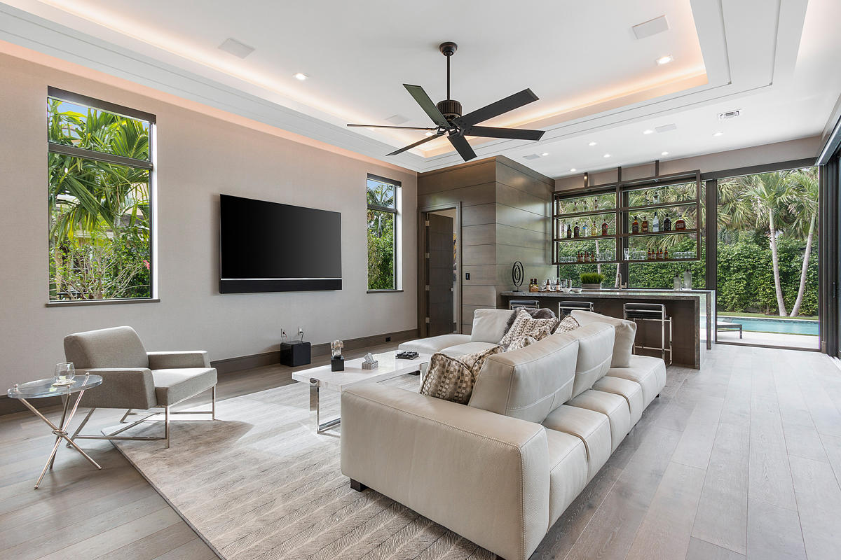 Royal Palm Yacht & Countr - Residential